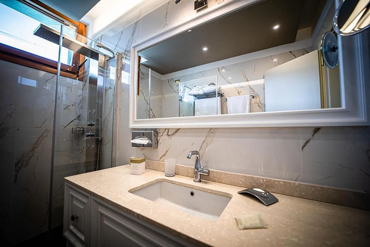 Bathroom in Hotel Ca' D'Oro Tre Stelle Superior Adults only