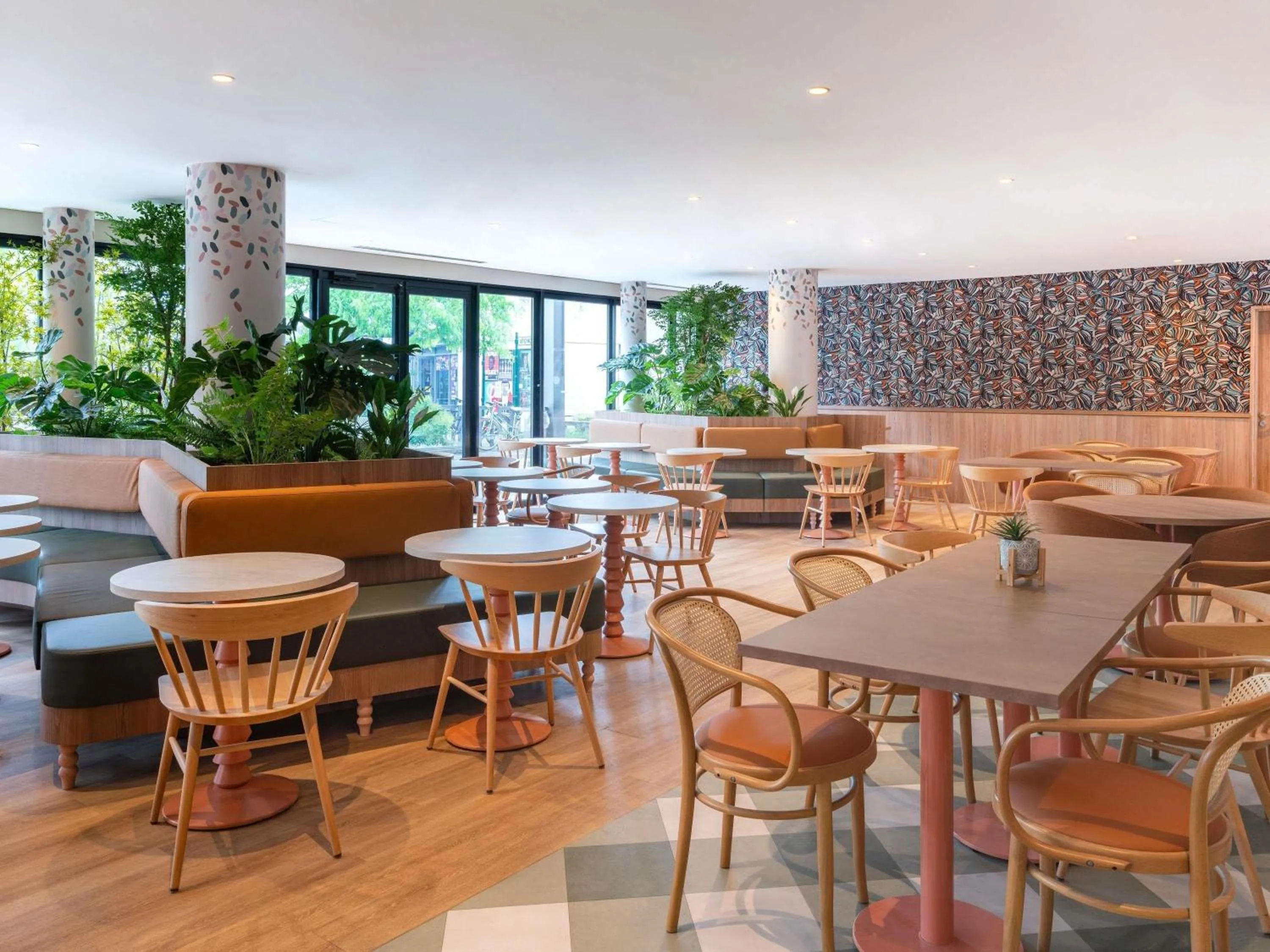 Property building in ibis Marne La Vallée Val d'Europe