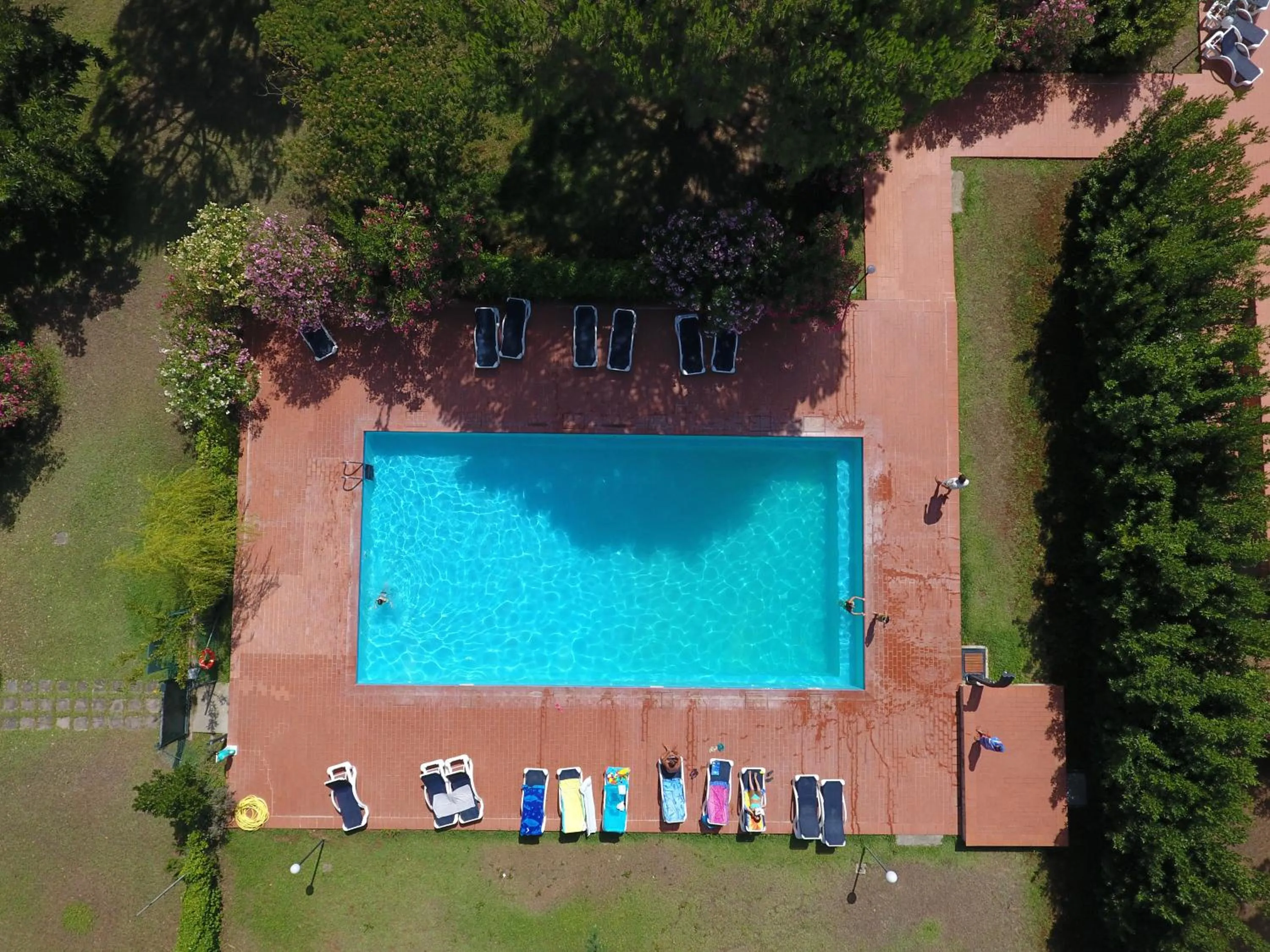 Swimming pool in Ghiacci Vecchi Residence