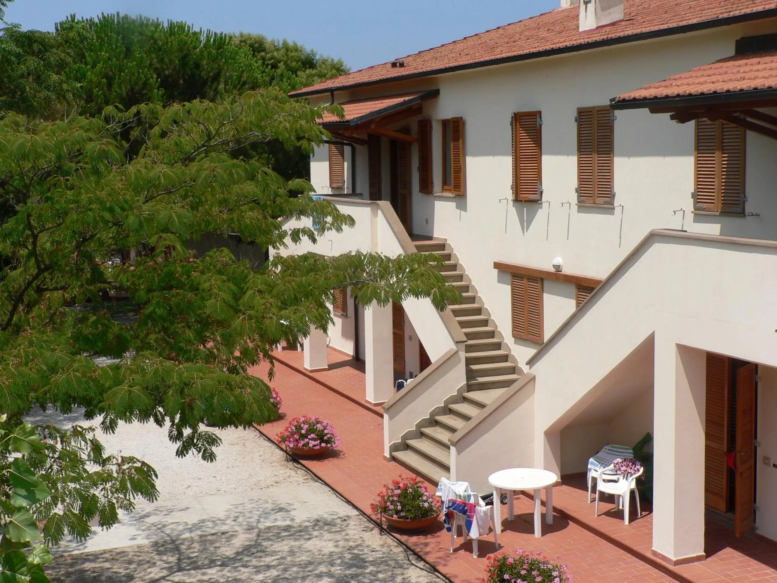 Facade/entrance in Ghiacci Vecchi Residence