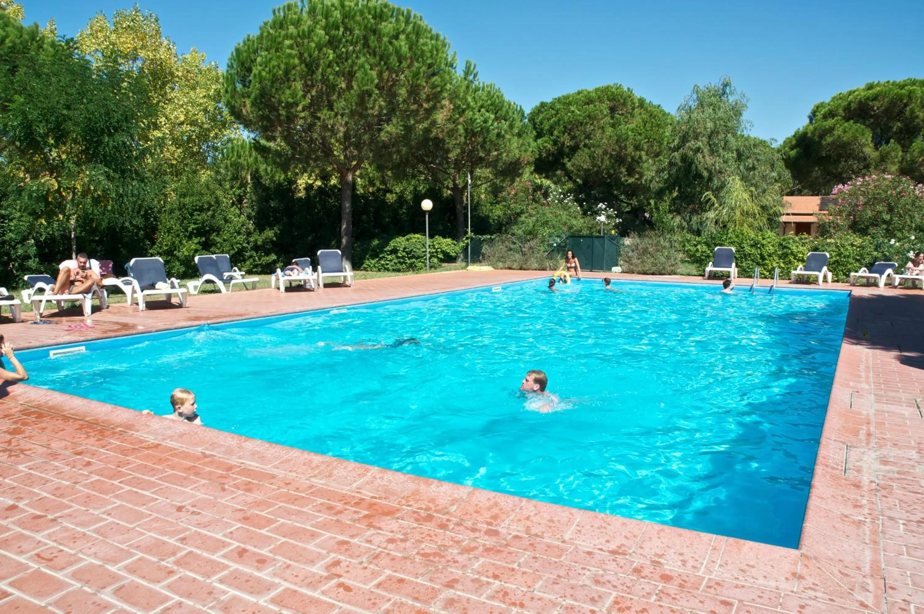 Swimming pool in Ghiacci Vecchi Residence