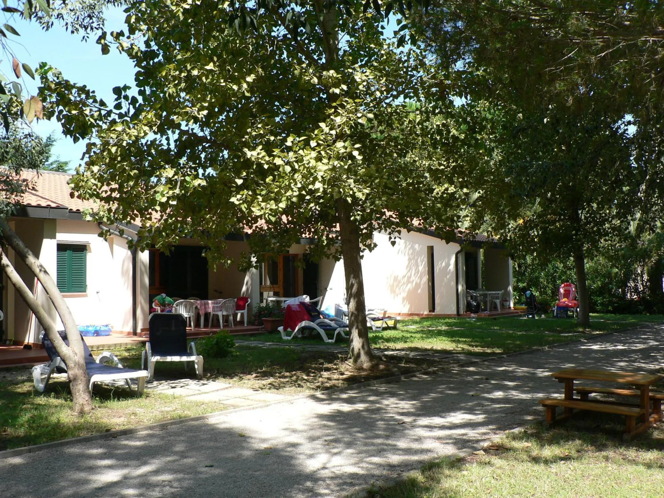 Facade/entrance in Ghiacci Vecchi Residence