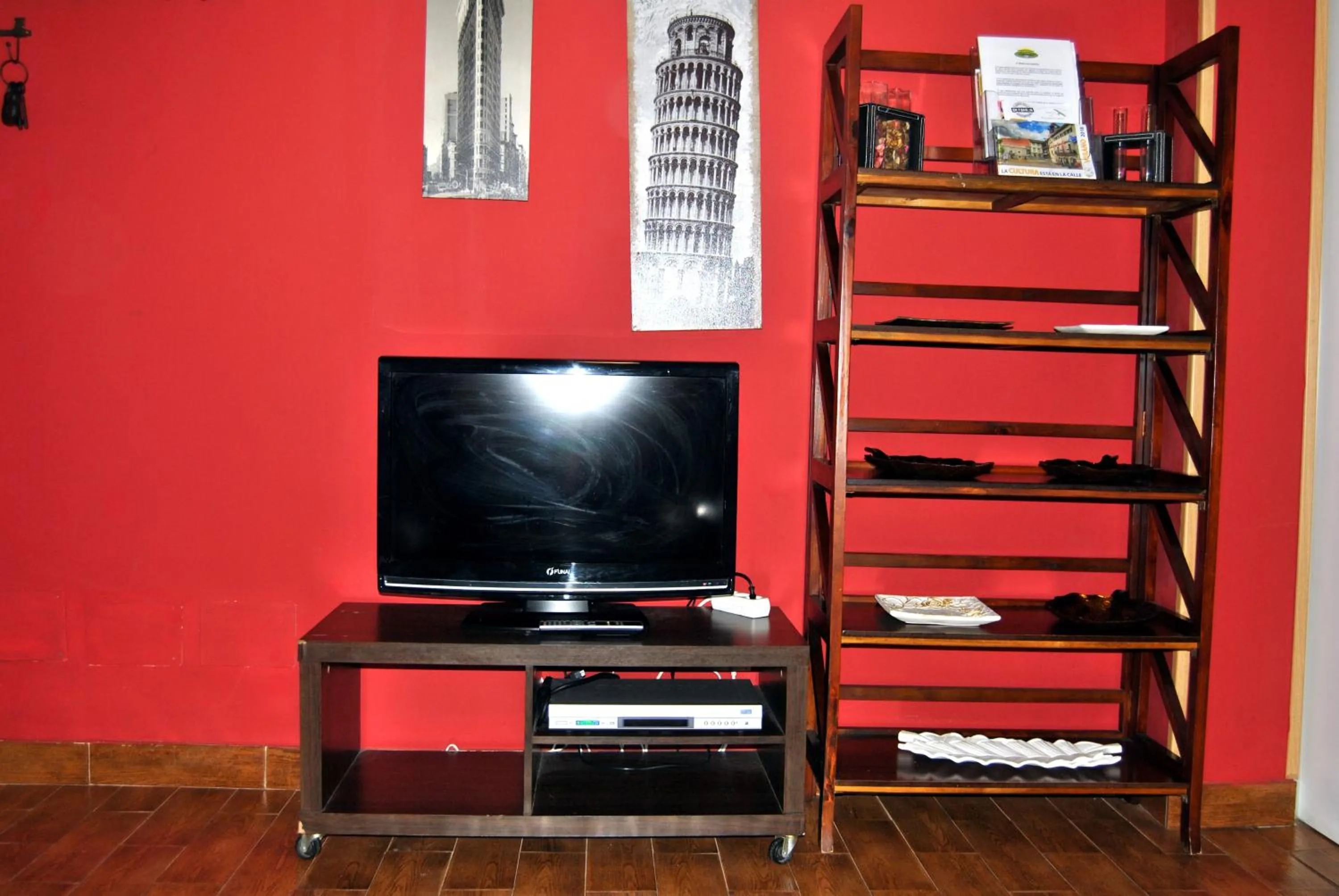 TV and multimedia in Apartahotel Rural CollaRubio Luxury