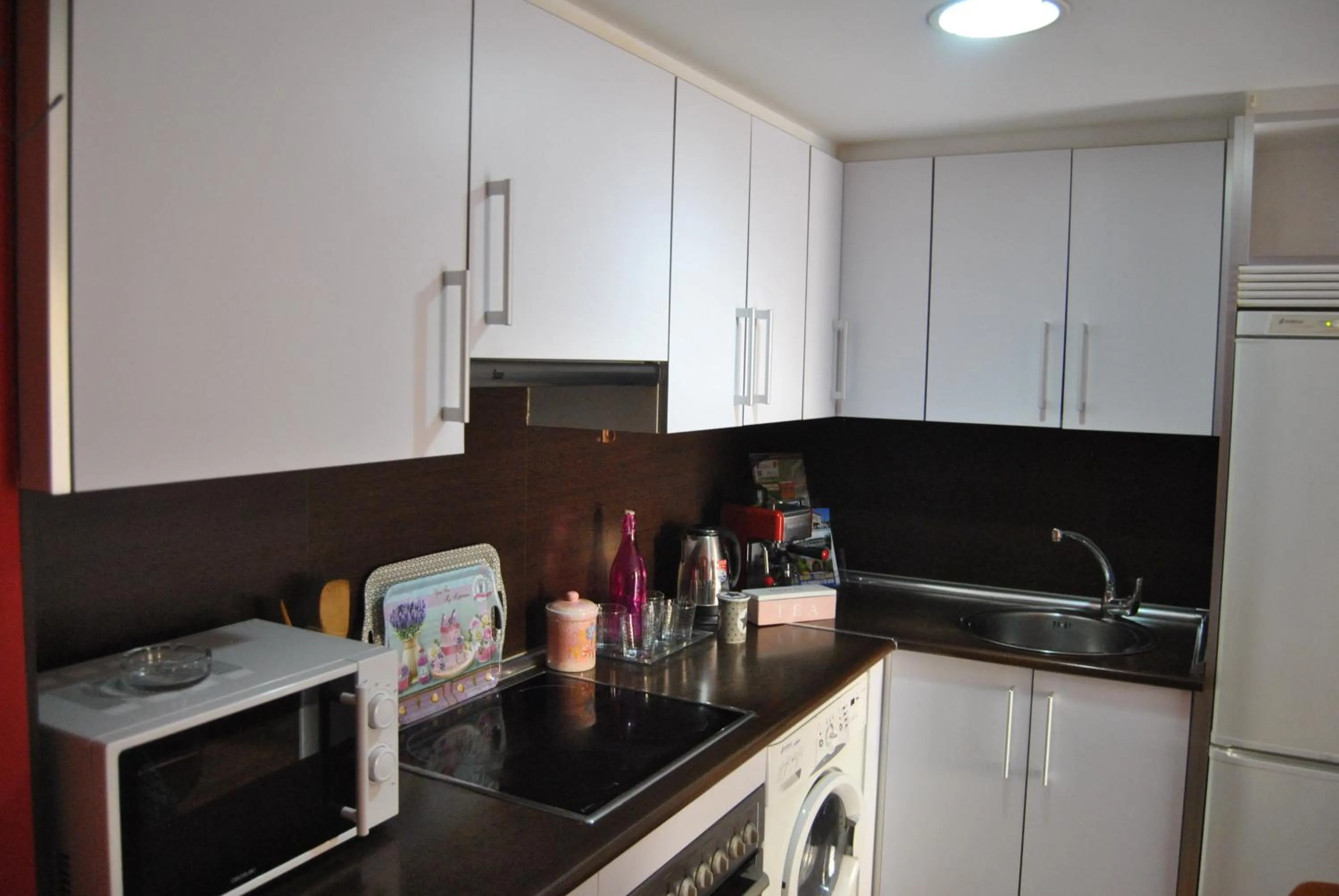 Kitchen or kitchenette in Apartahotel Rural CollaRubio Luxury