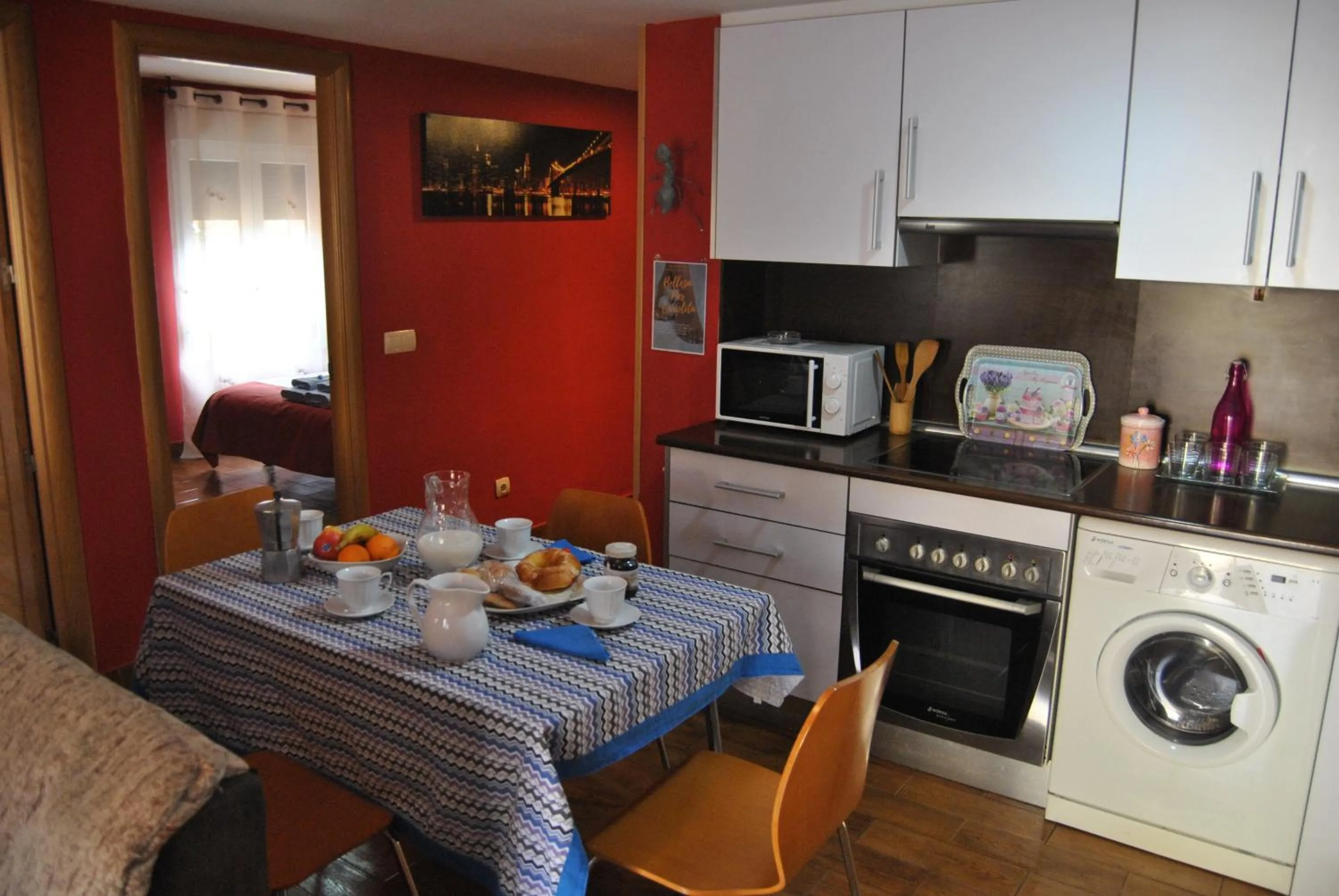 Kitchen or kitchenette in Apartahotel Rural CollaRubio Luxury