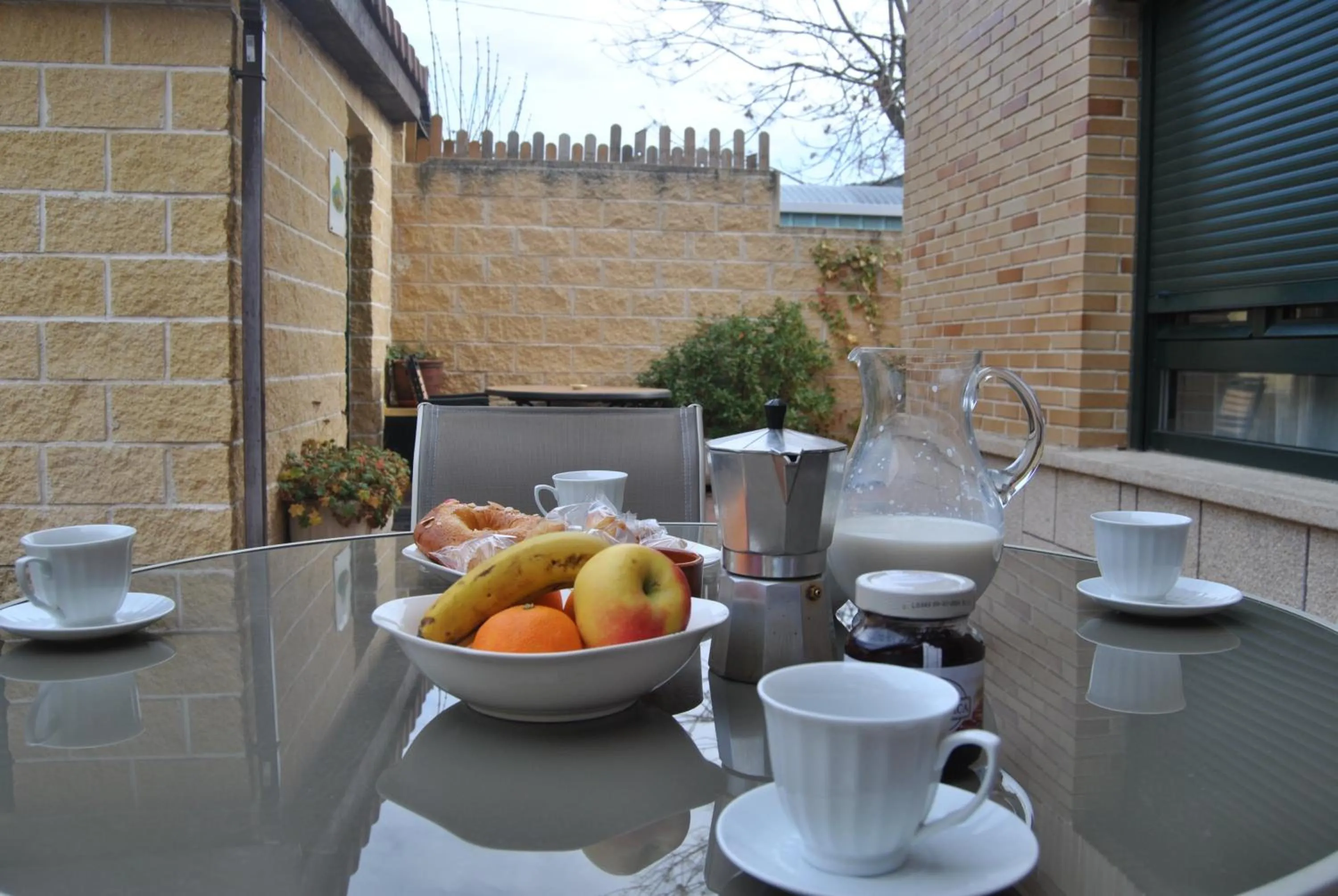 Food and drinks in Apartahotel Rural CollaRubio Luxury