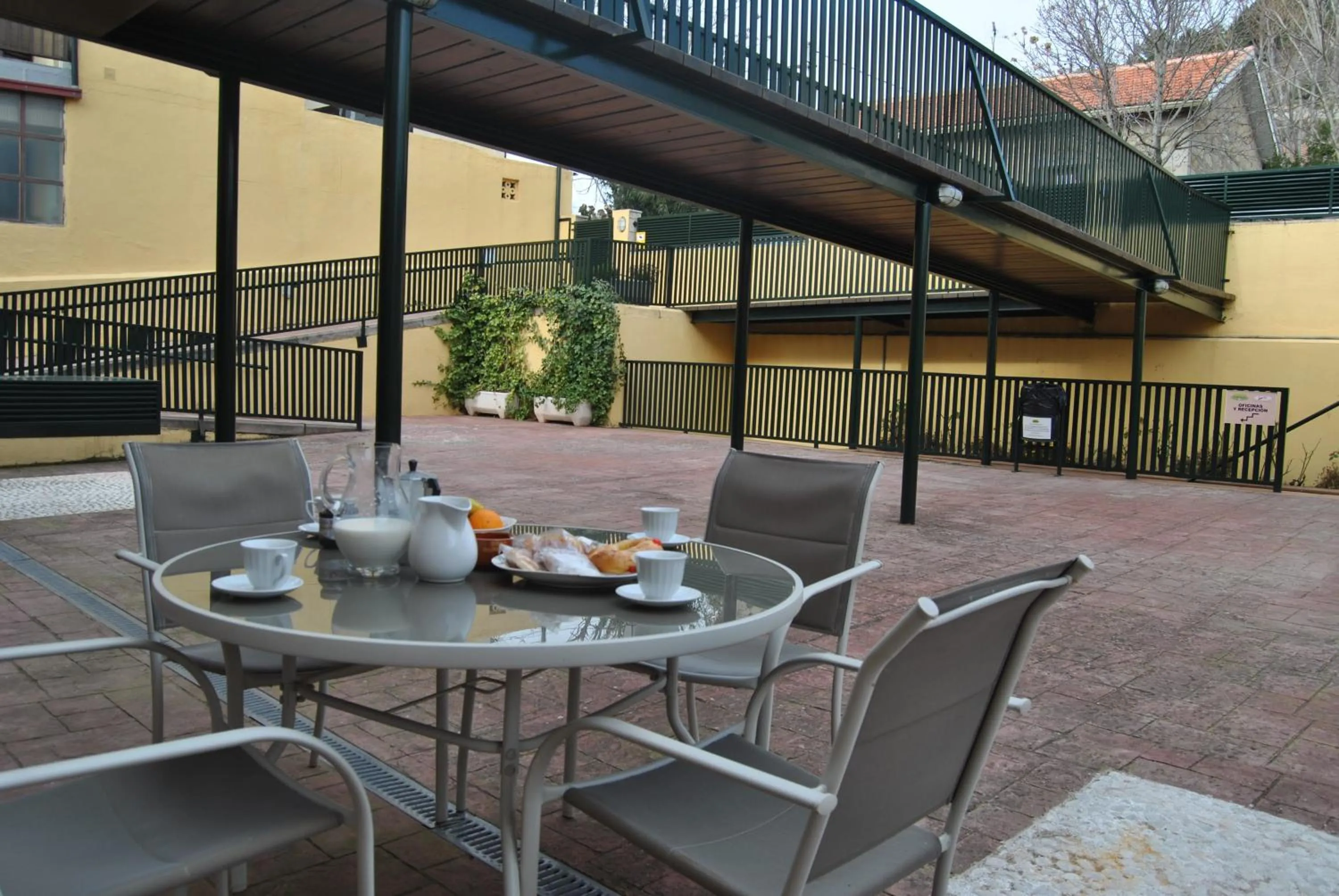 Patio in Apartahotel Rural CollaRubio Luxury