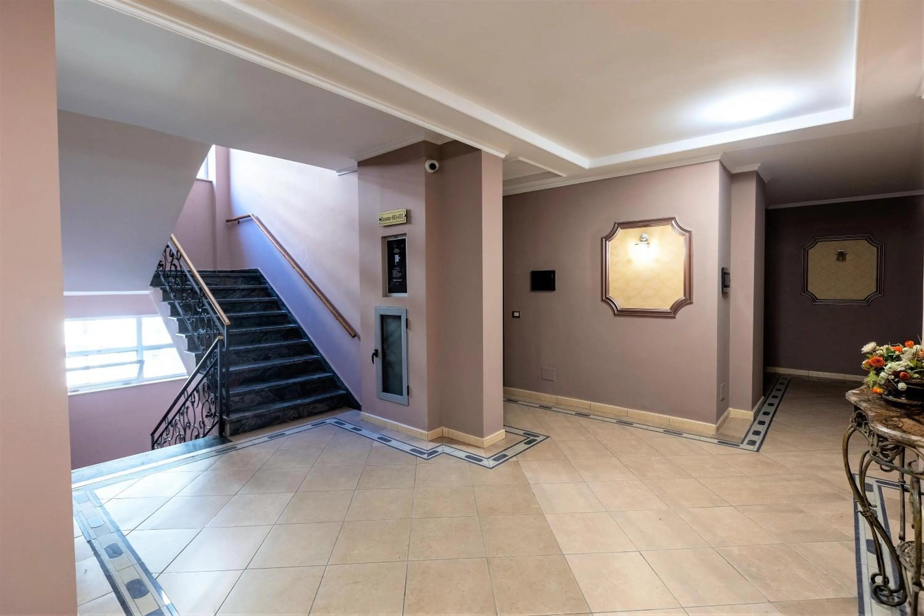 elevator in Prince Hotel