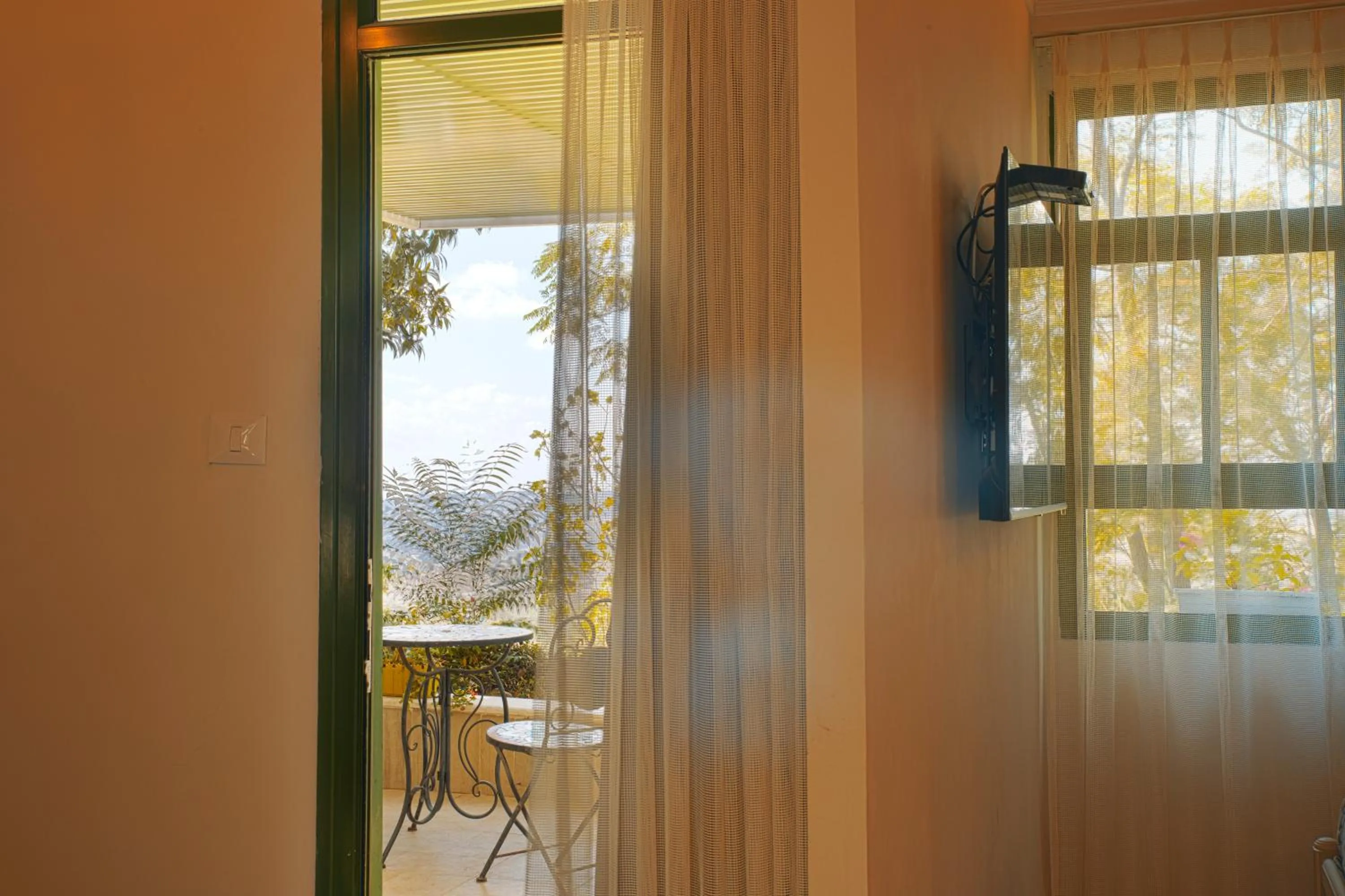 TV and multimedia in Neve Shalom Hotel