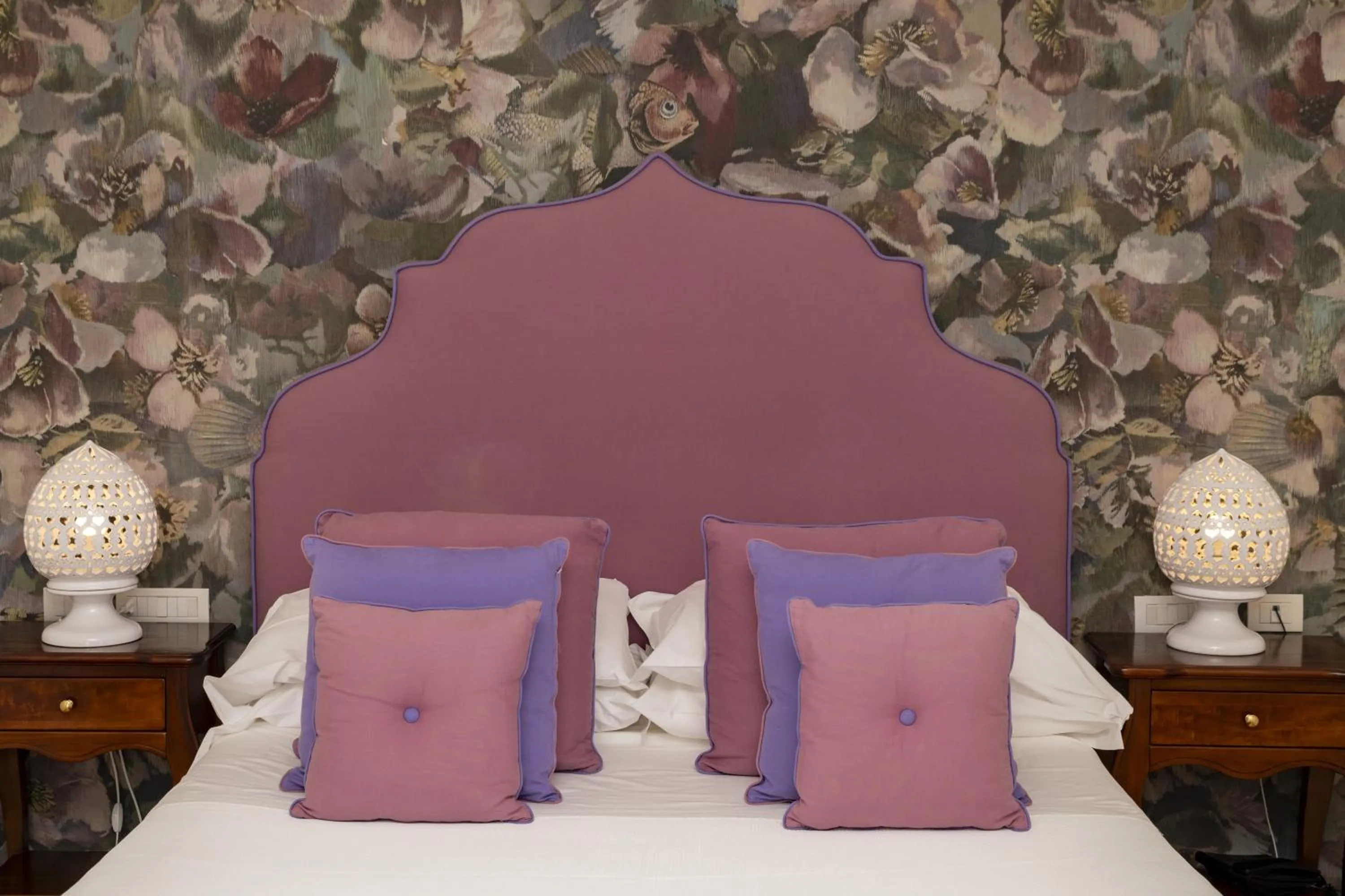 Bed in Hotel Marincanto