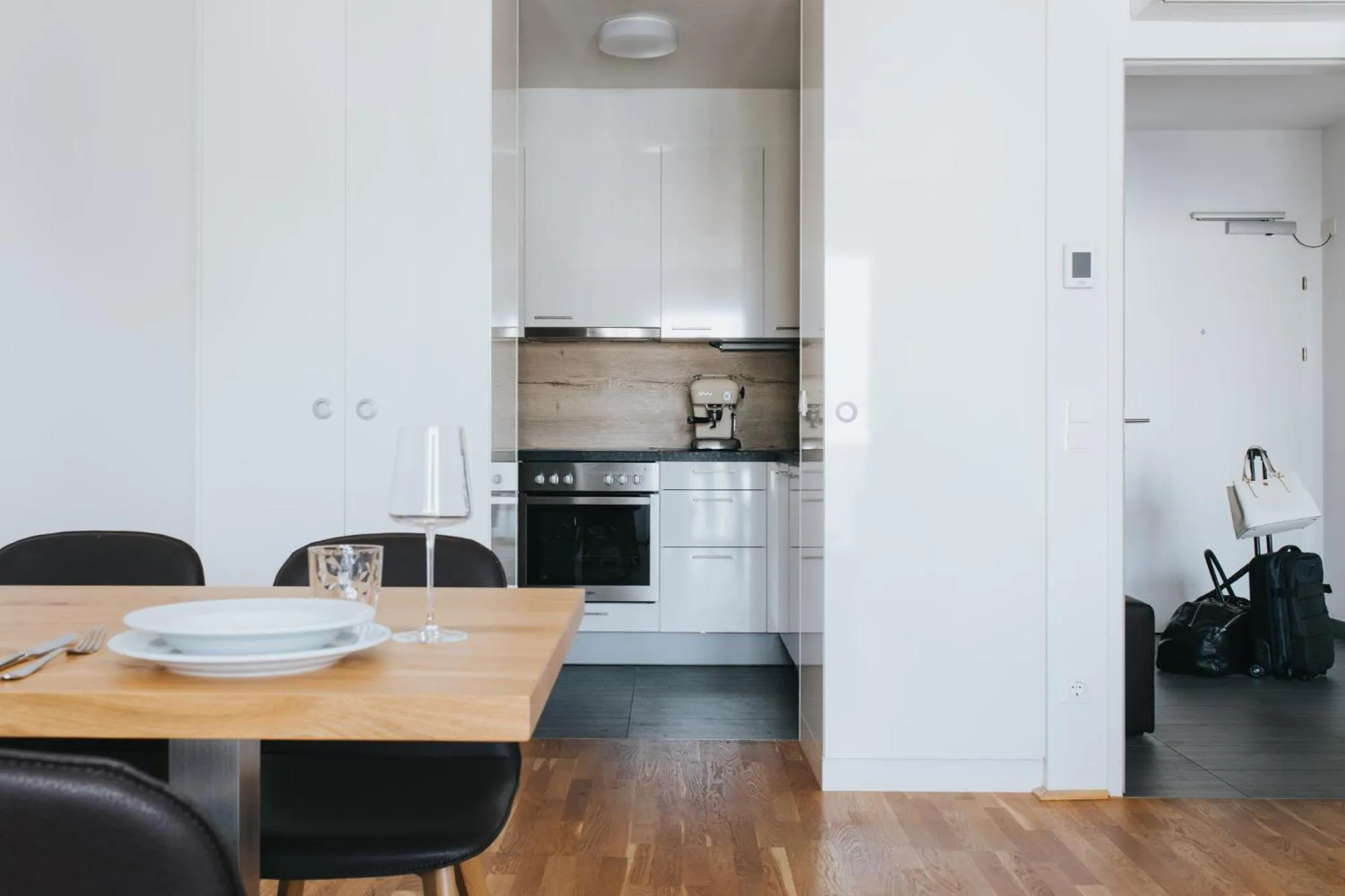 Dining area in Parks 73 The Townhouse Hotel