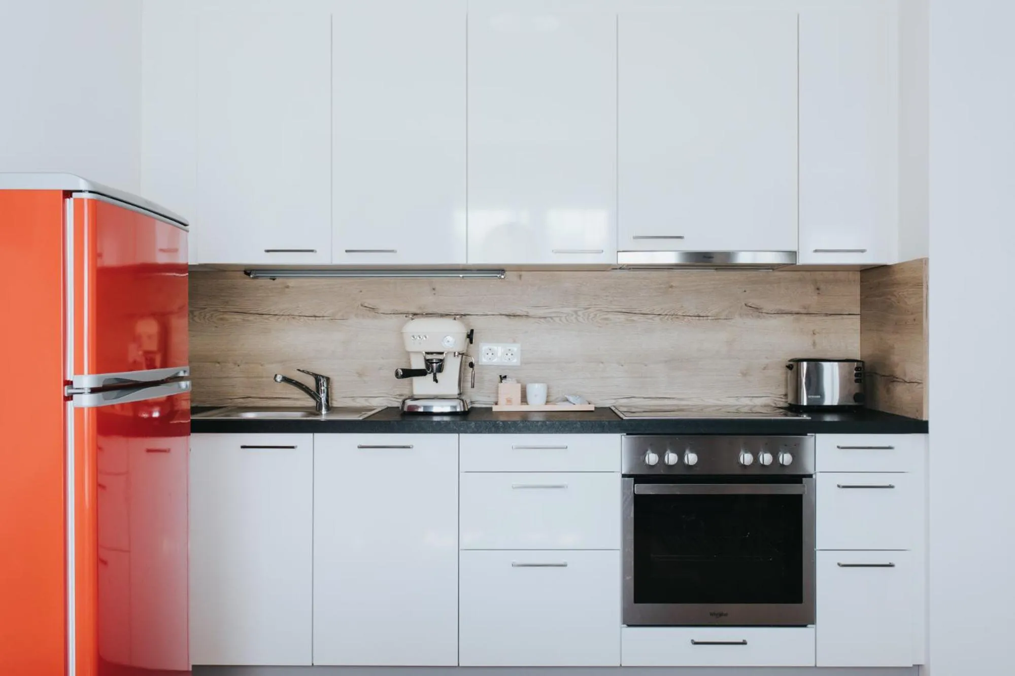 Kitchen or kitchenette in Parks 73 The Townhouse Hotel