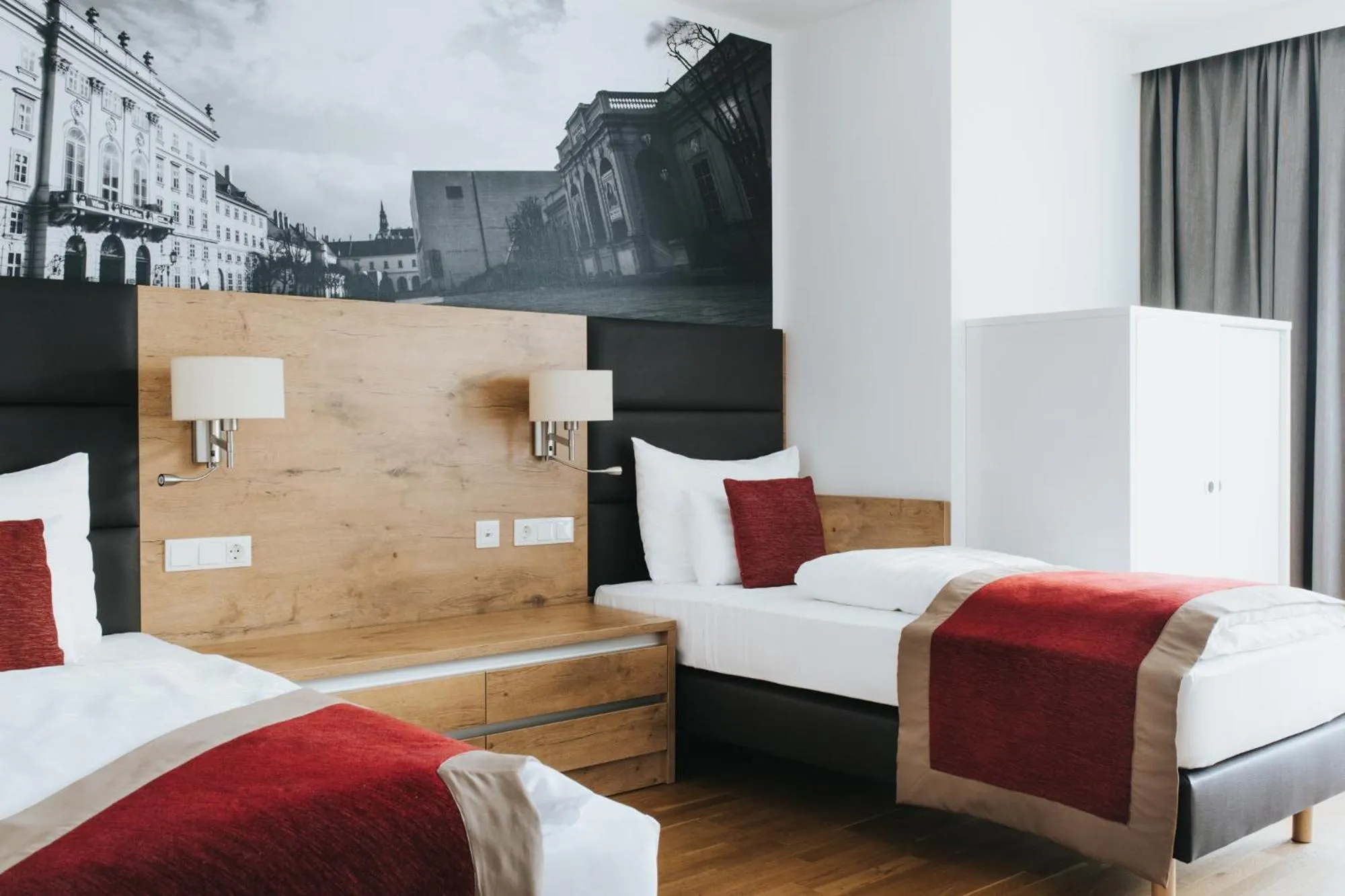 Bedroom, Bed in Parks 73 The Townhouse Hotel