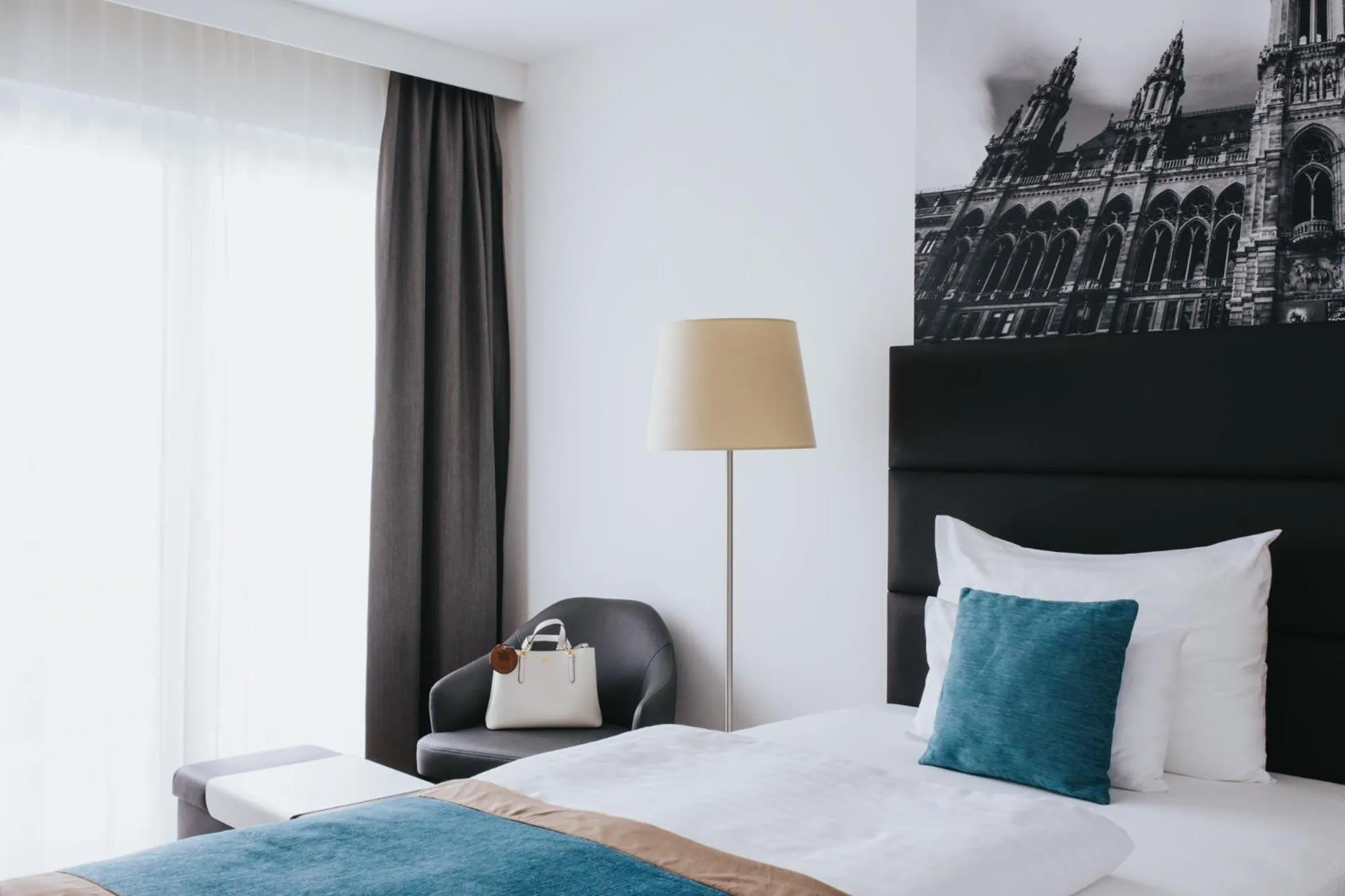 Bed in Parks 73 The Townhouse Hotel