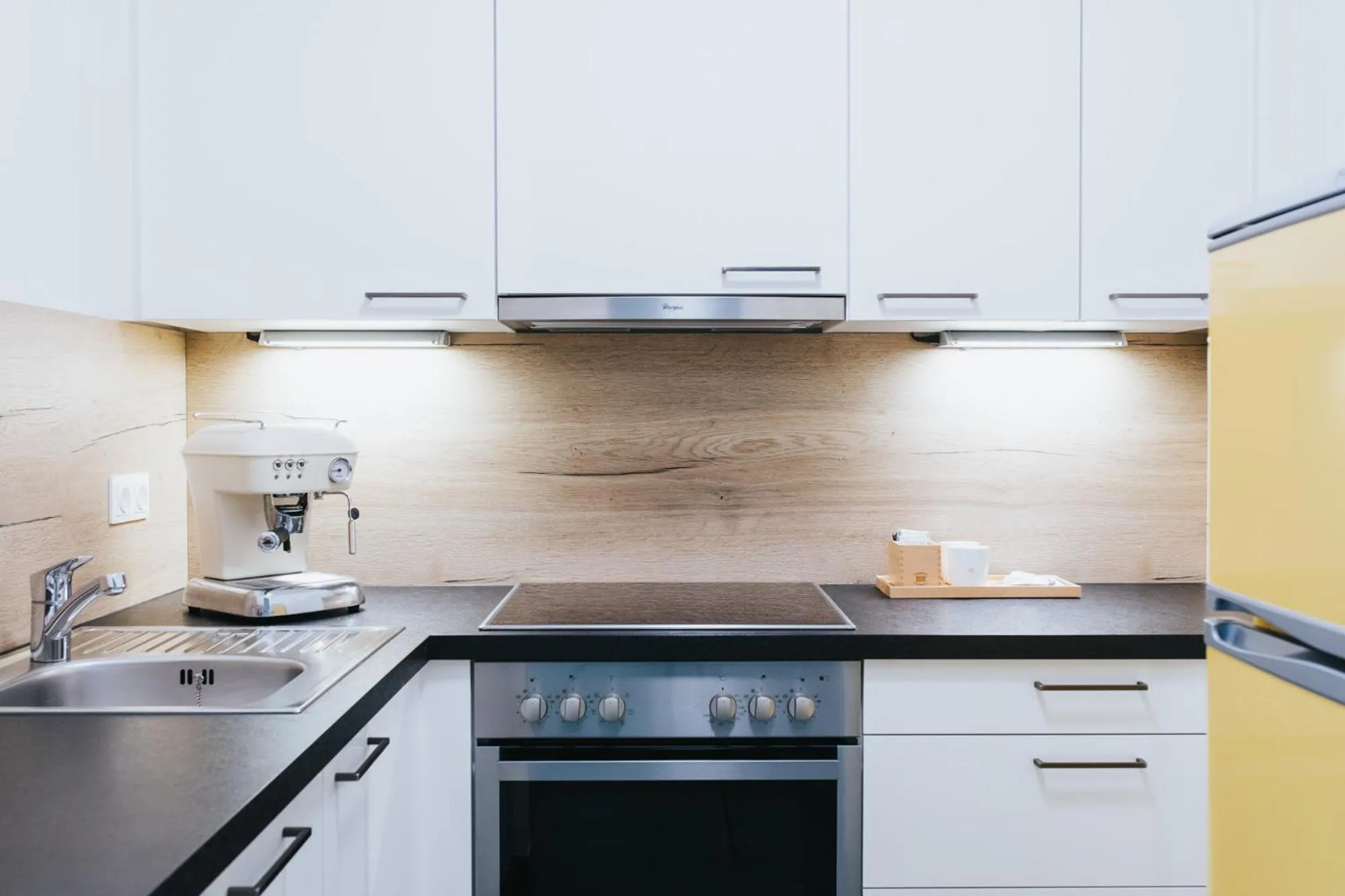 Kitchen or kitchenette in Parks 73 The Townhouse Hotel