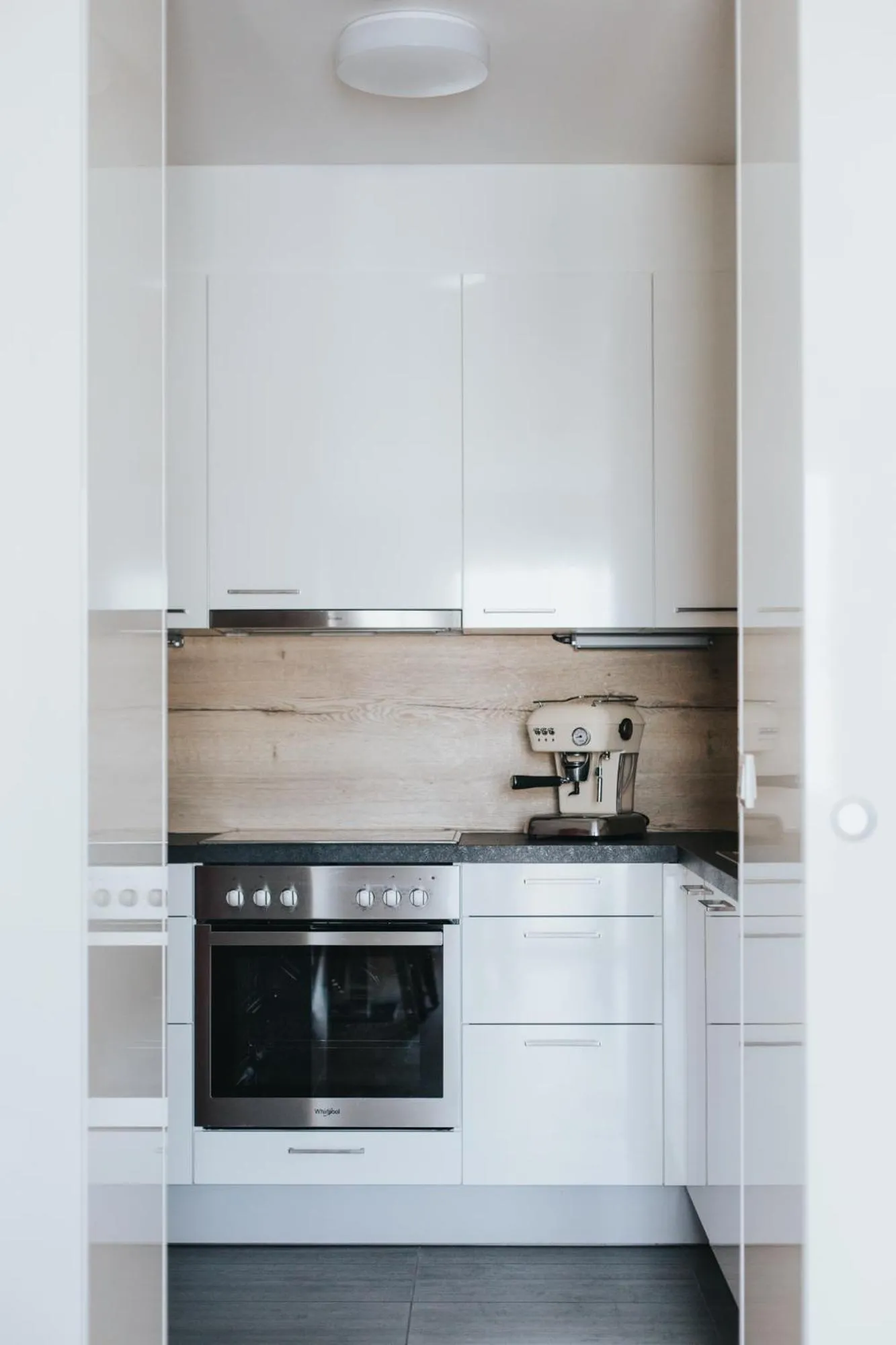 Kitchen or kitchenette in Parks 73 The Townhouse Hotel