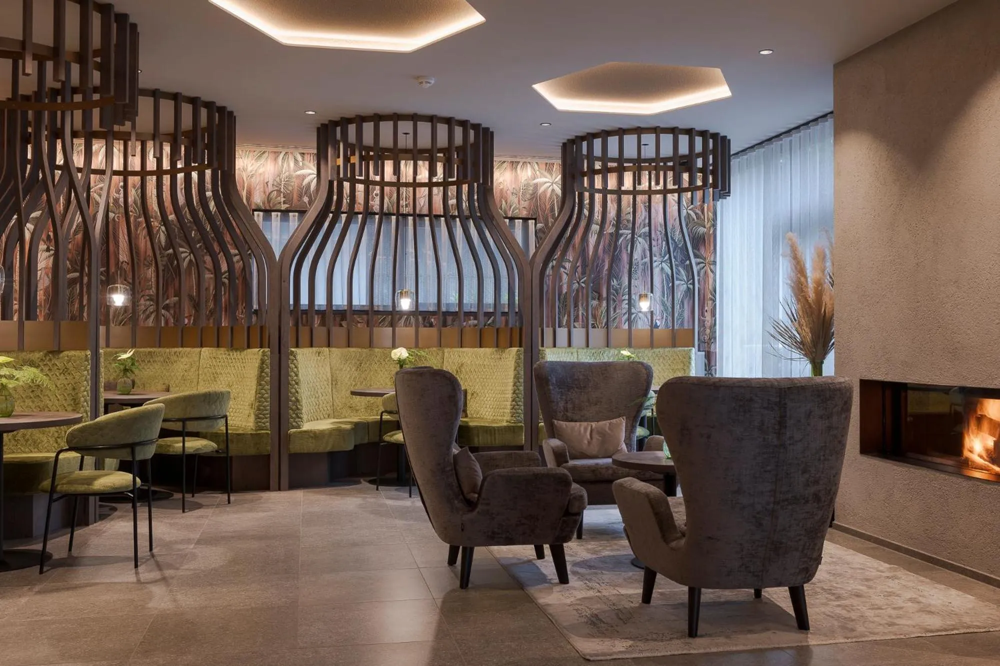 Lounge or bar in La Maiena Meran Resort