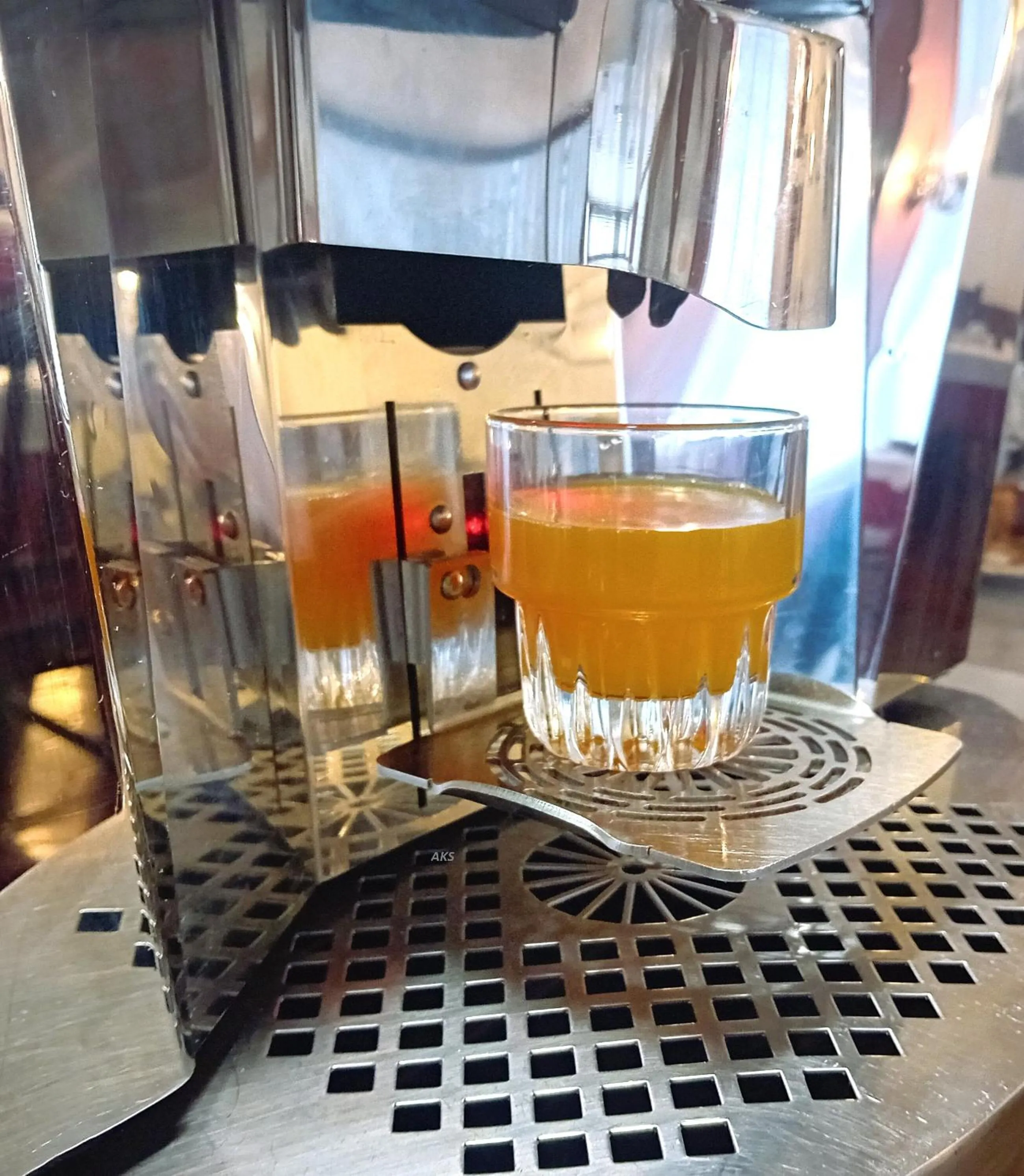 Food and drinks in Hotel Galles