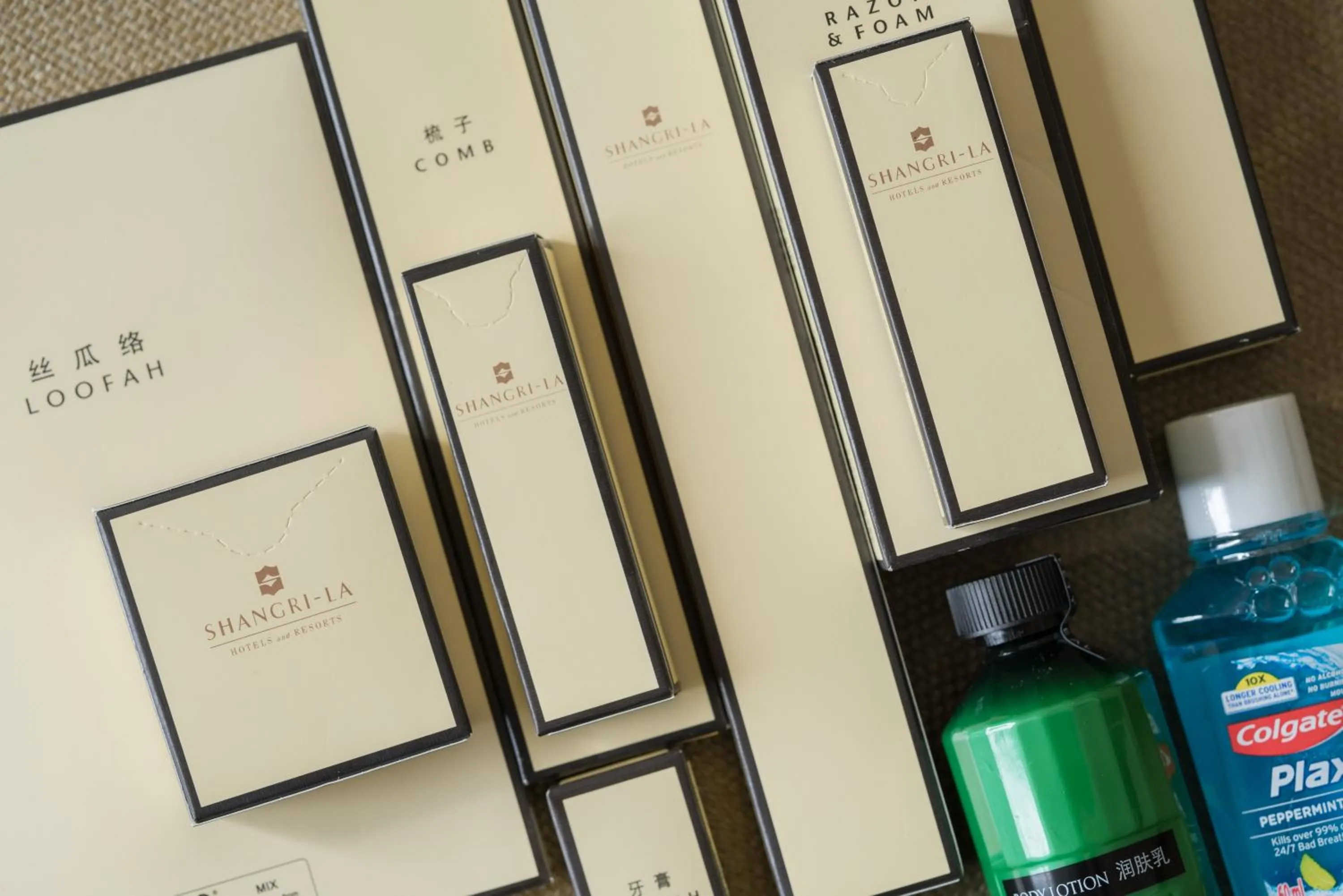 Bathroom in Shangri-La Hangzhou - The back garden of West Lake