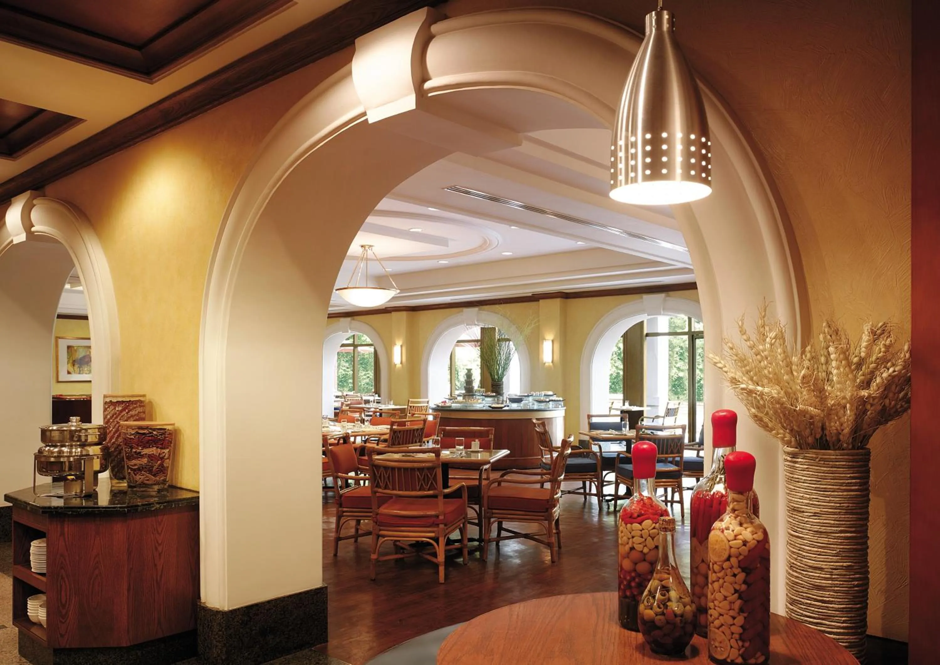 Decorative detail in Shangri-La Hangzhou - The back garden of West Lake