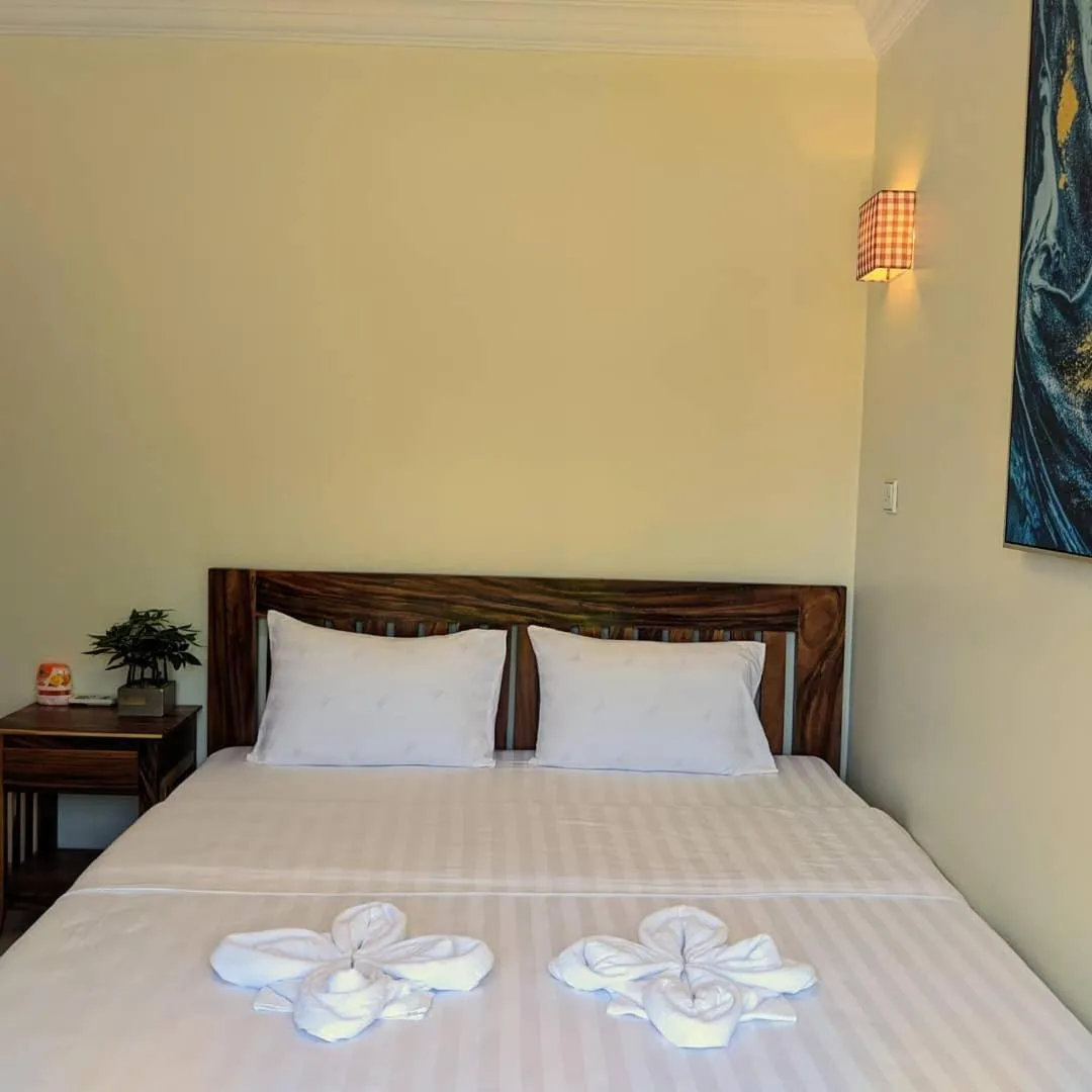 Bedroom, Bed in Sanssouci Kep