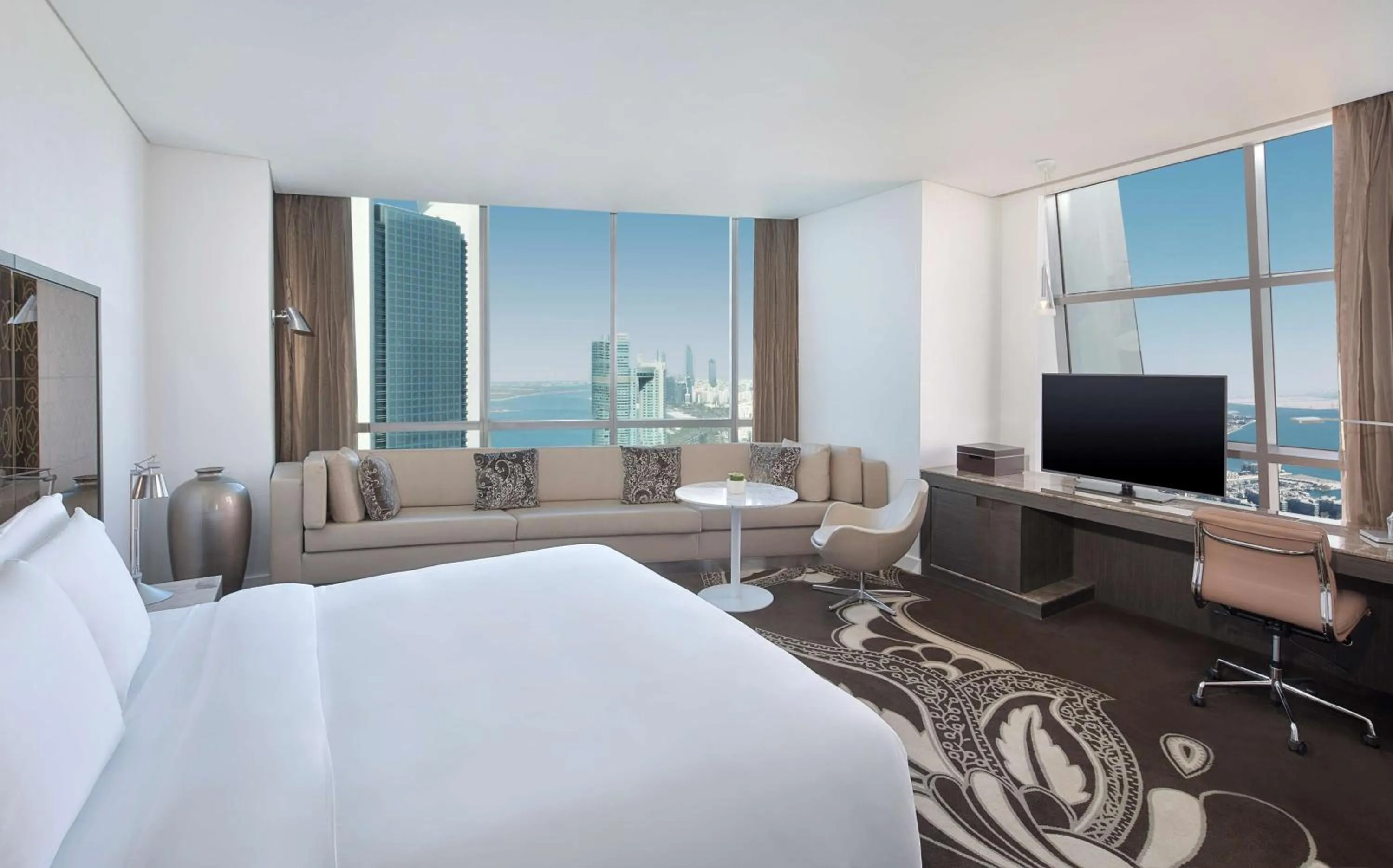 Bed in Conrad Abu Dhabi Etihad Towers