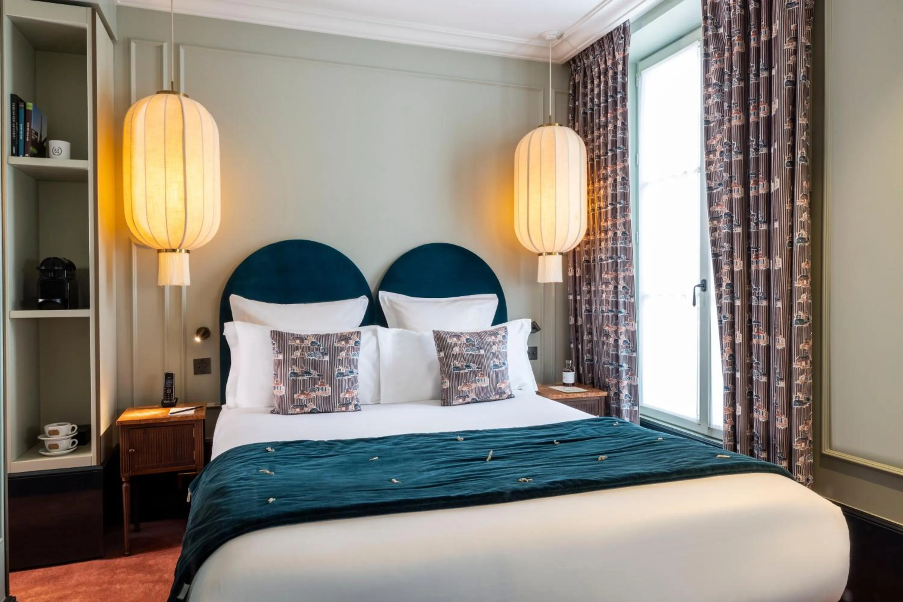 Bed in Hôtel Monte Cristo