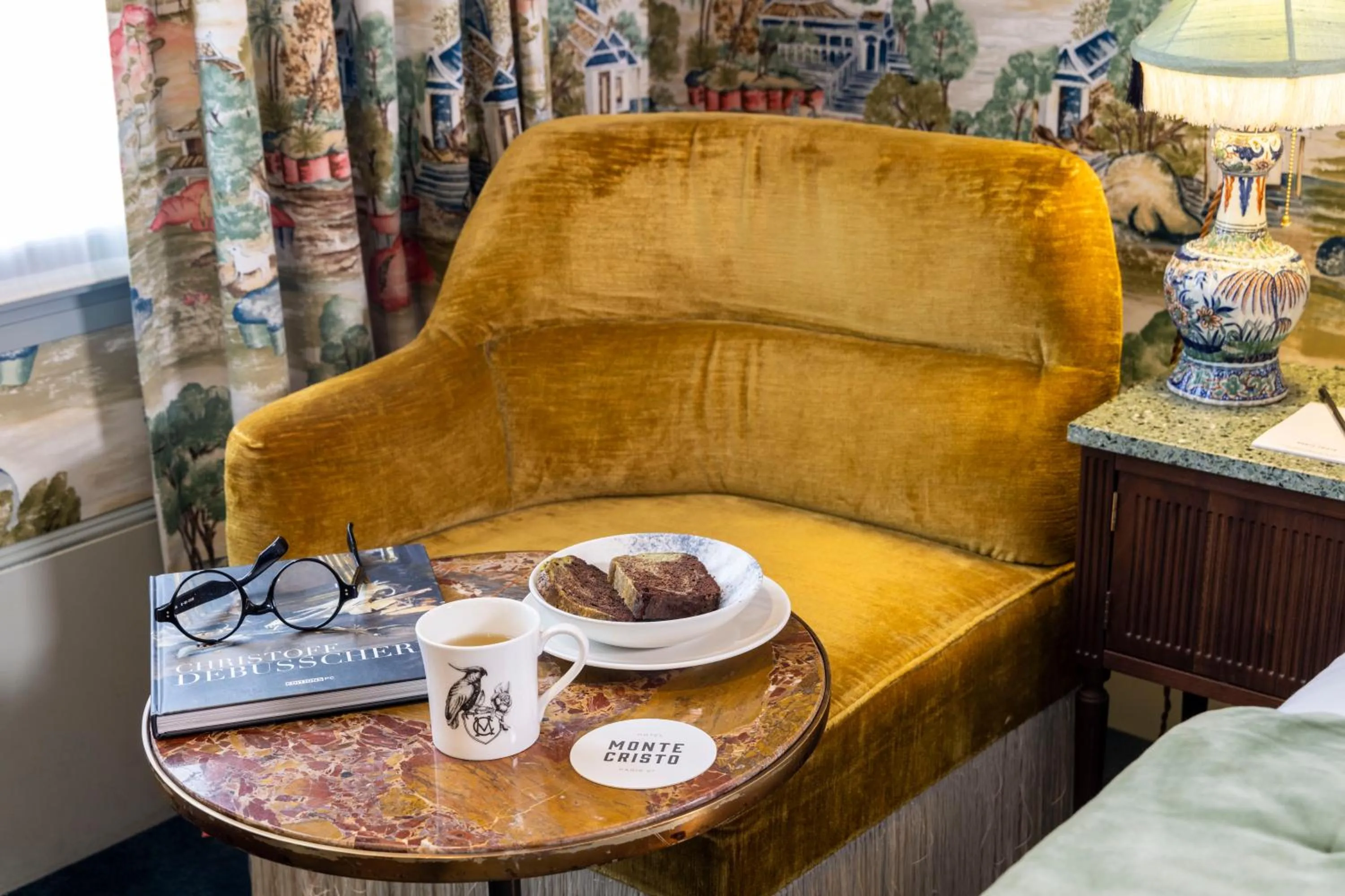 Seating area in Hôtel Monte Cristo