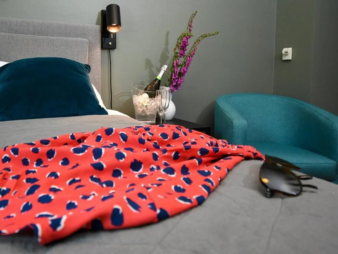 Bed in Hasse på Sjökanten Hotell & Restaurang