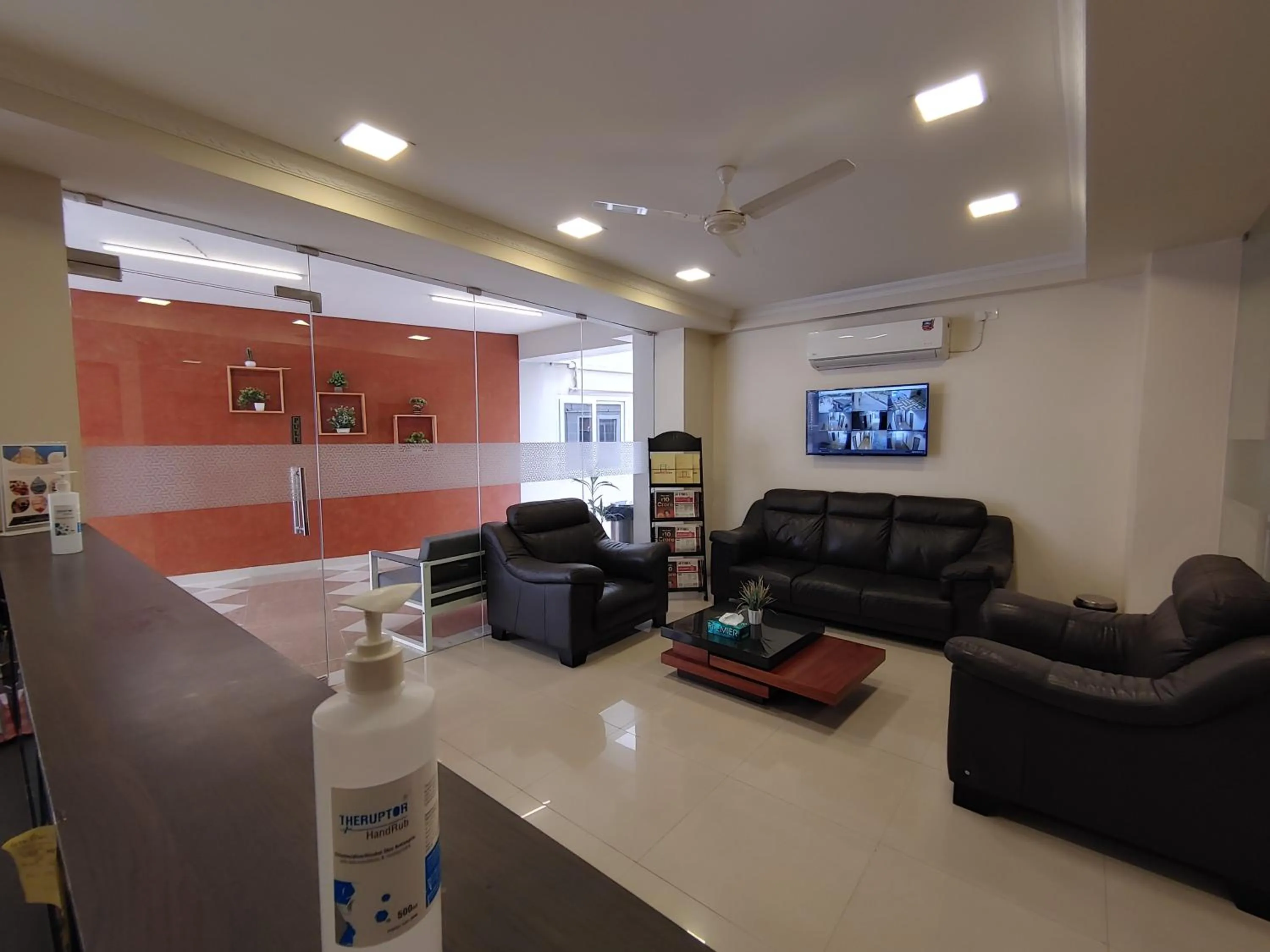 Downtown Business Hotel