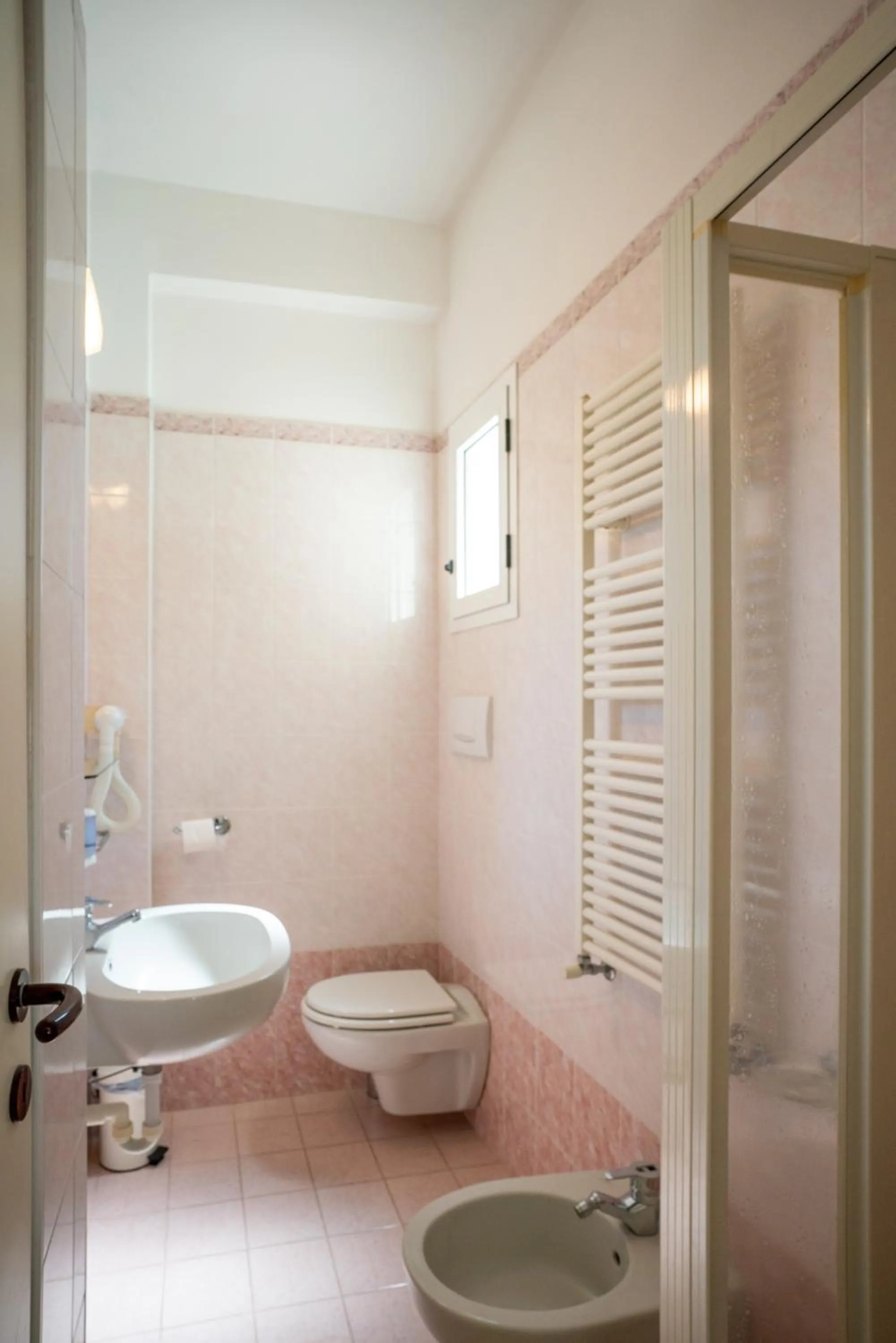 Bathroom in Hotel Radar