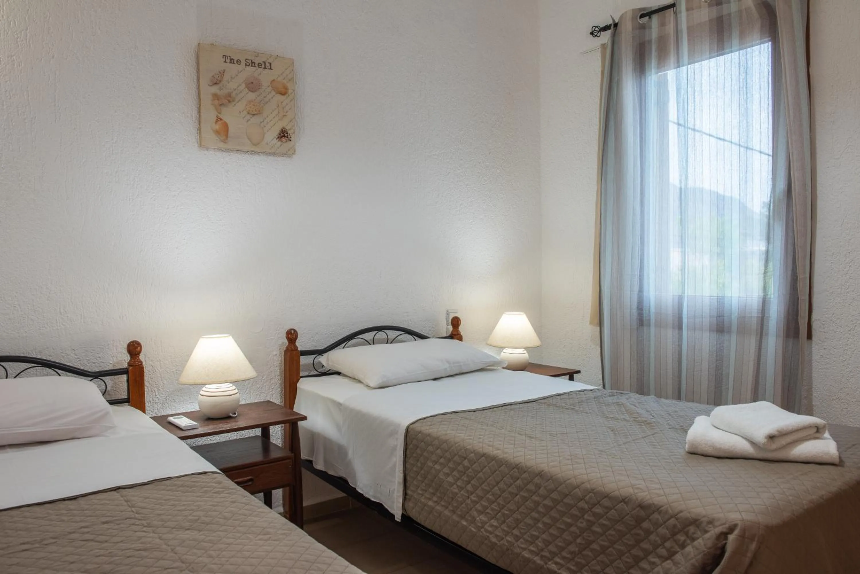 Bed in Athina Villas