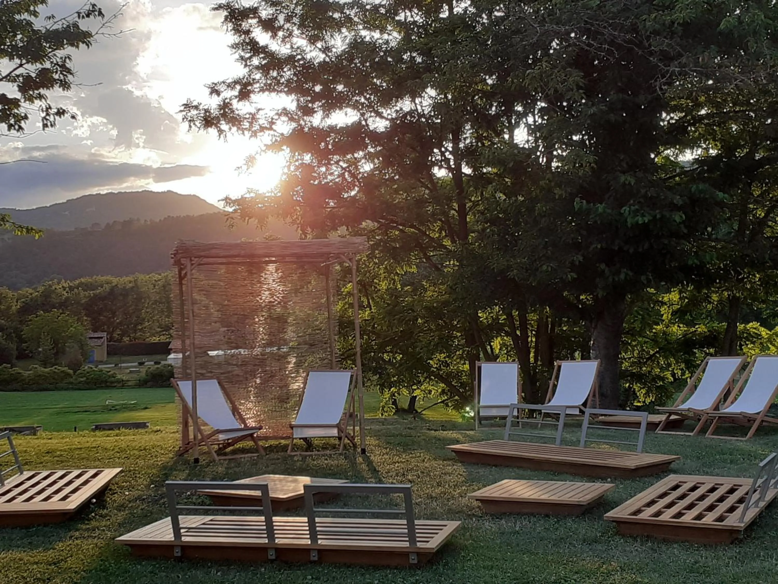 Garden view in Golf Resort de Digne-les-bains by Adonis