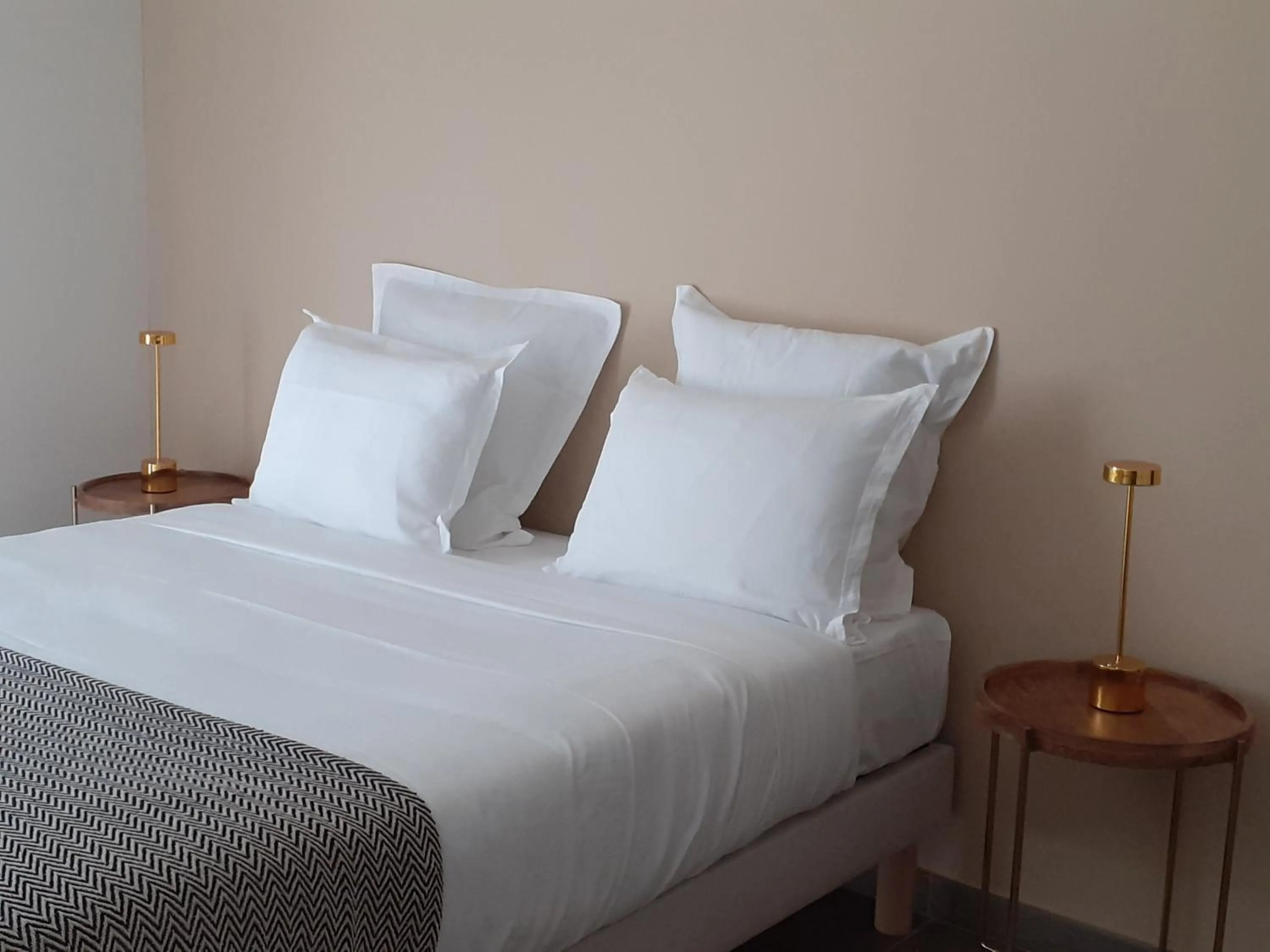 Bed in Golf Resort de Digne-les-bains by Adonis