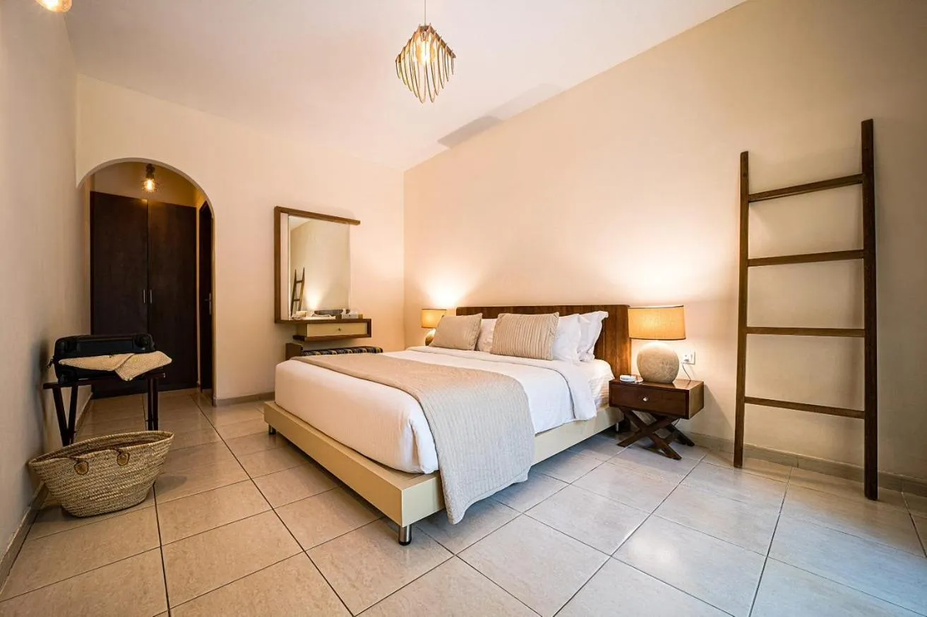 Bedroom, Bed in Umm Al Quwain Beach Hotel