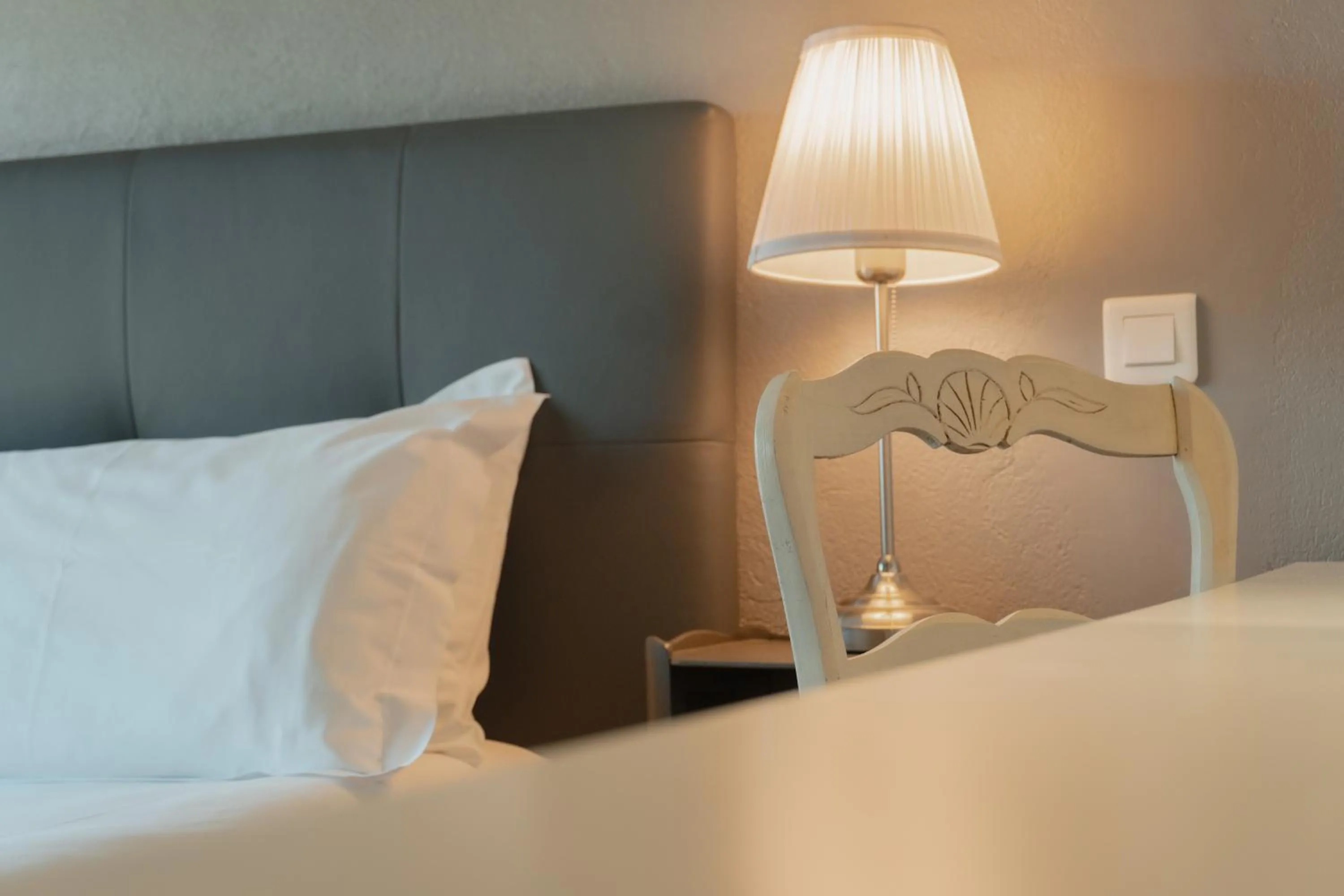 Bed in Hôtel Les Magnanarelles