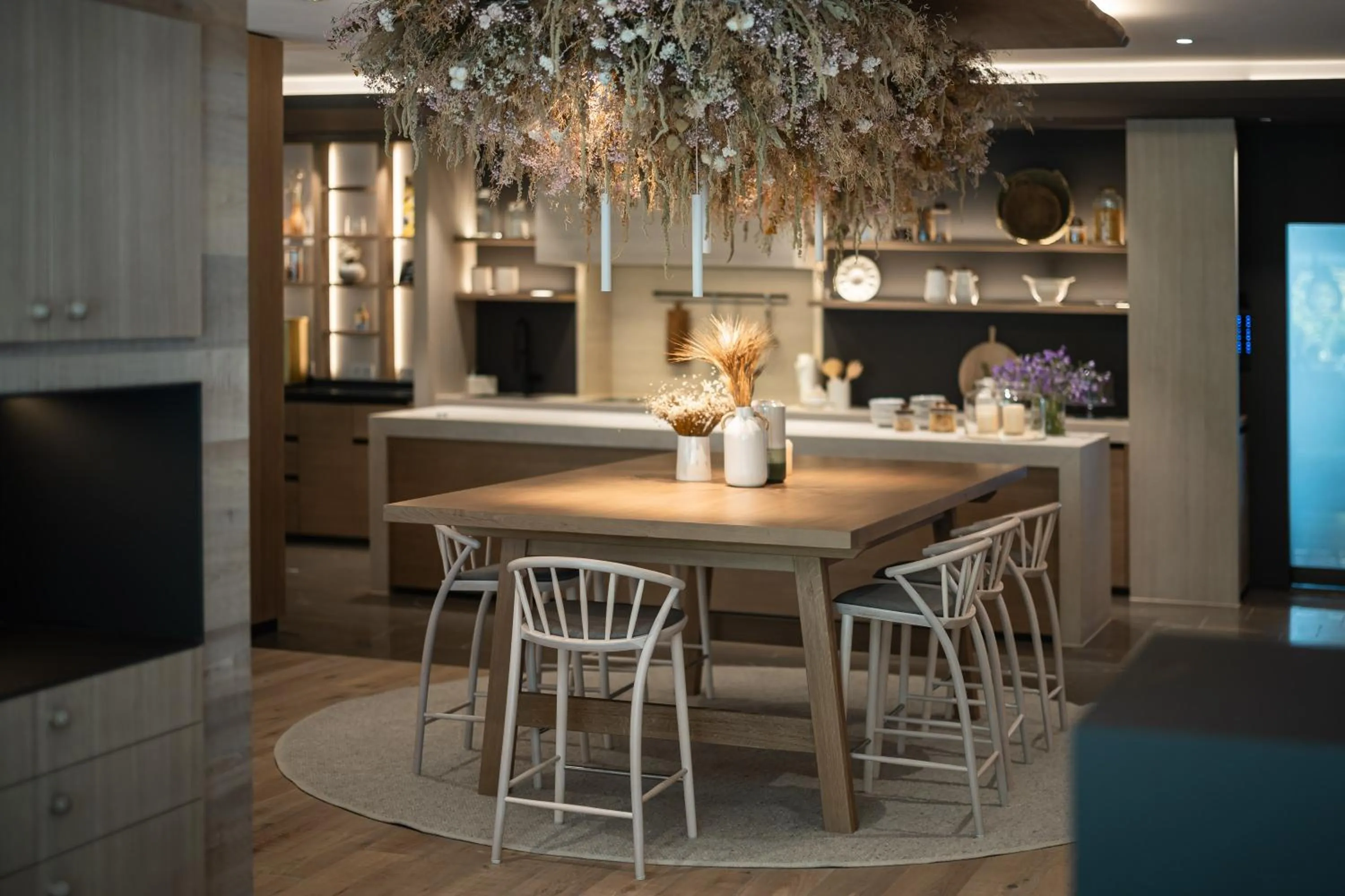 Restaurant/places to eat in Hotel Petrus