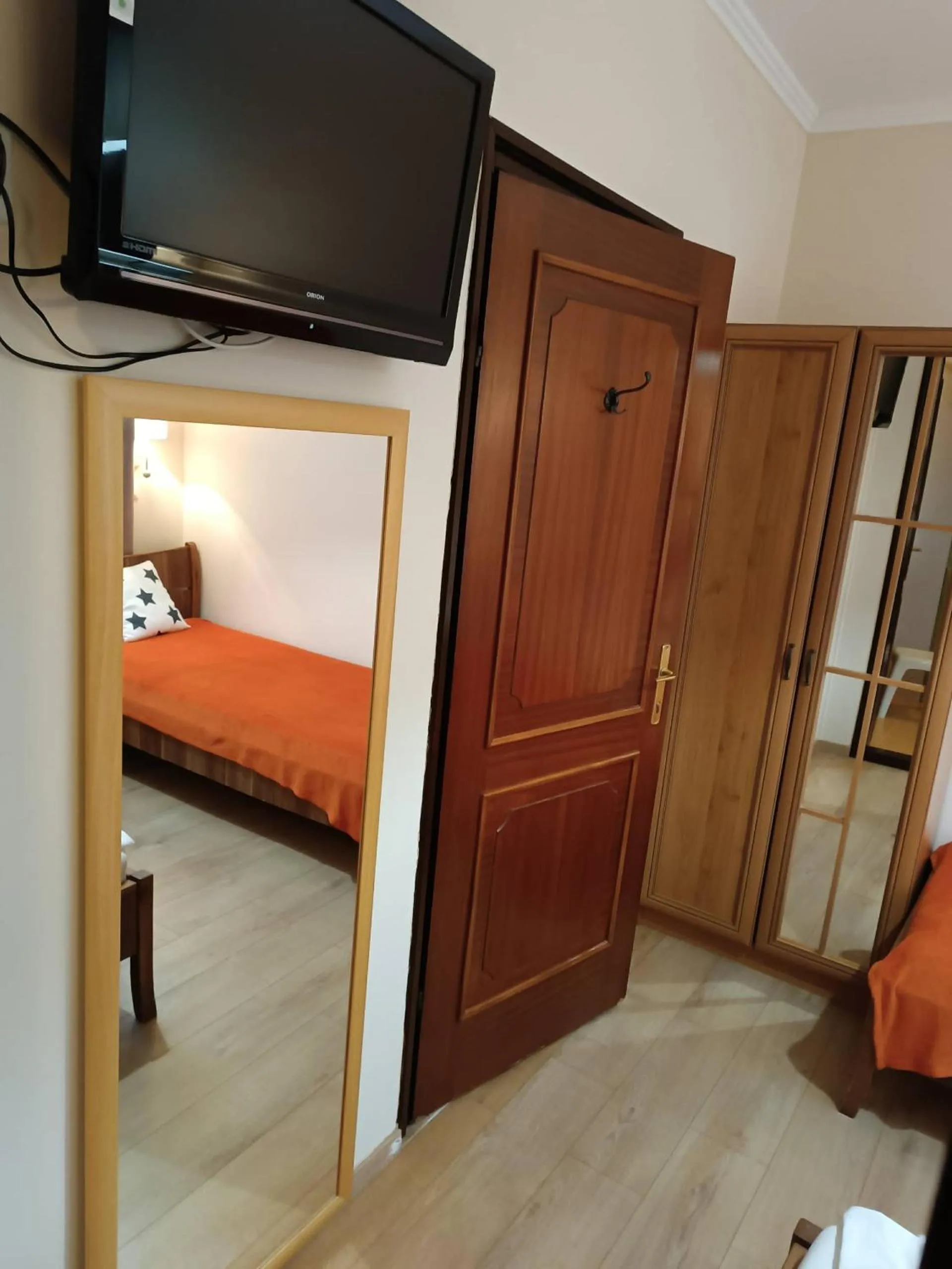 Bed in Szilvia Panzió Gyomaendrőd