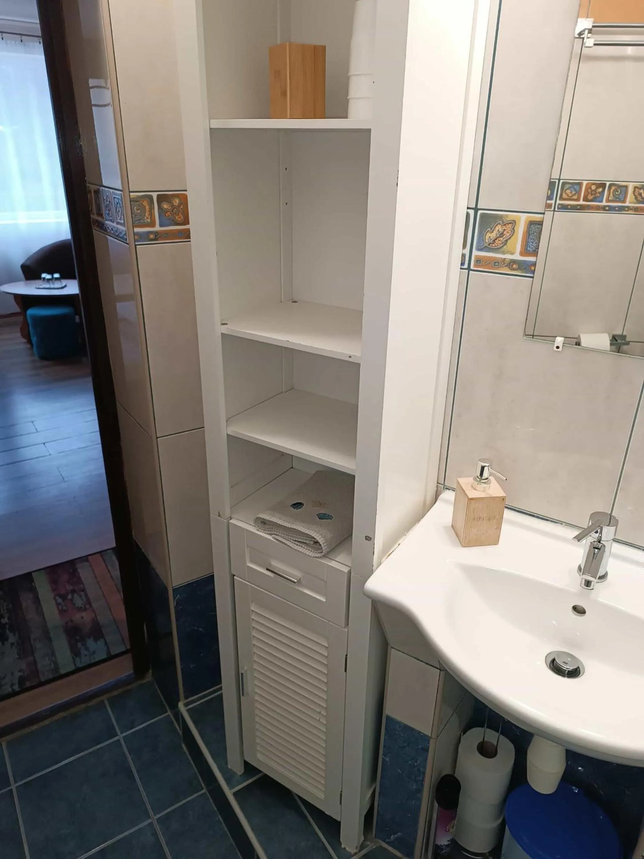 Shower in Szilvia Panzió Gyomaendrőd