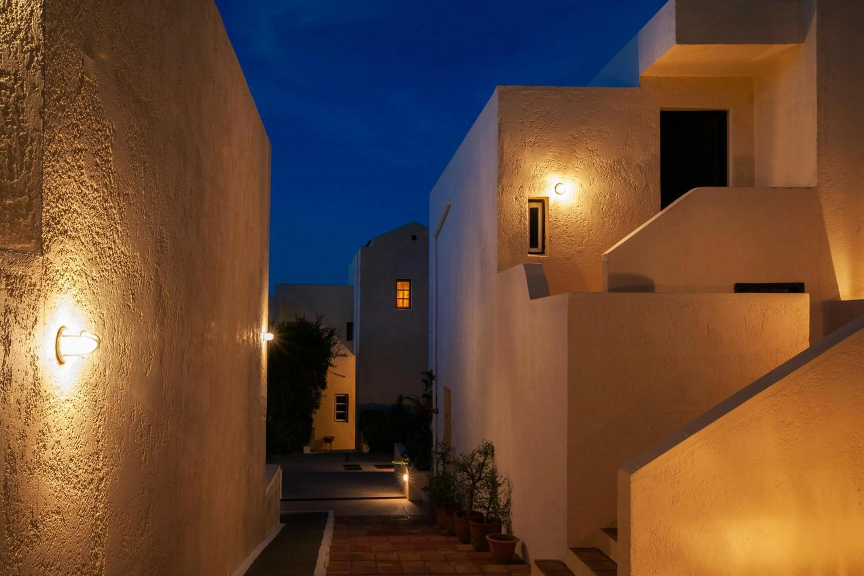 Area and facilities in Sundance Apartments & Suites