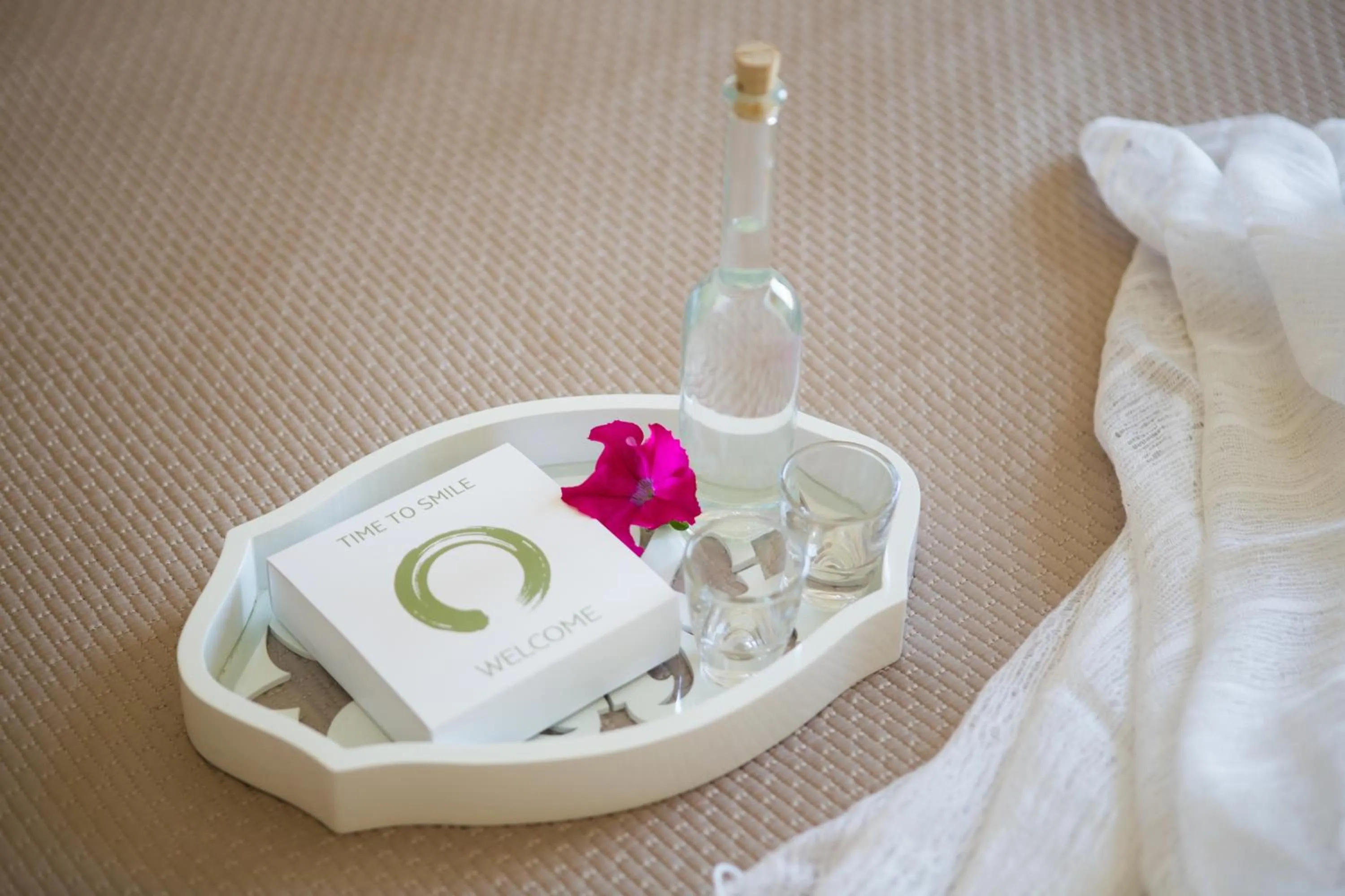 Decorative detail in Sundance Apartments & Suites