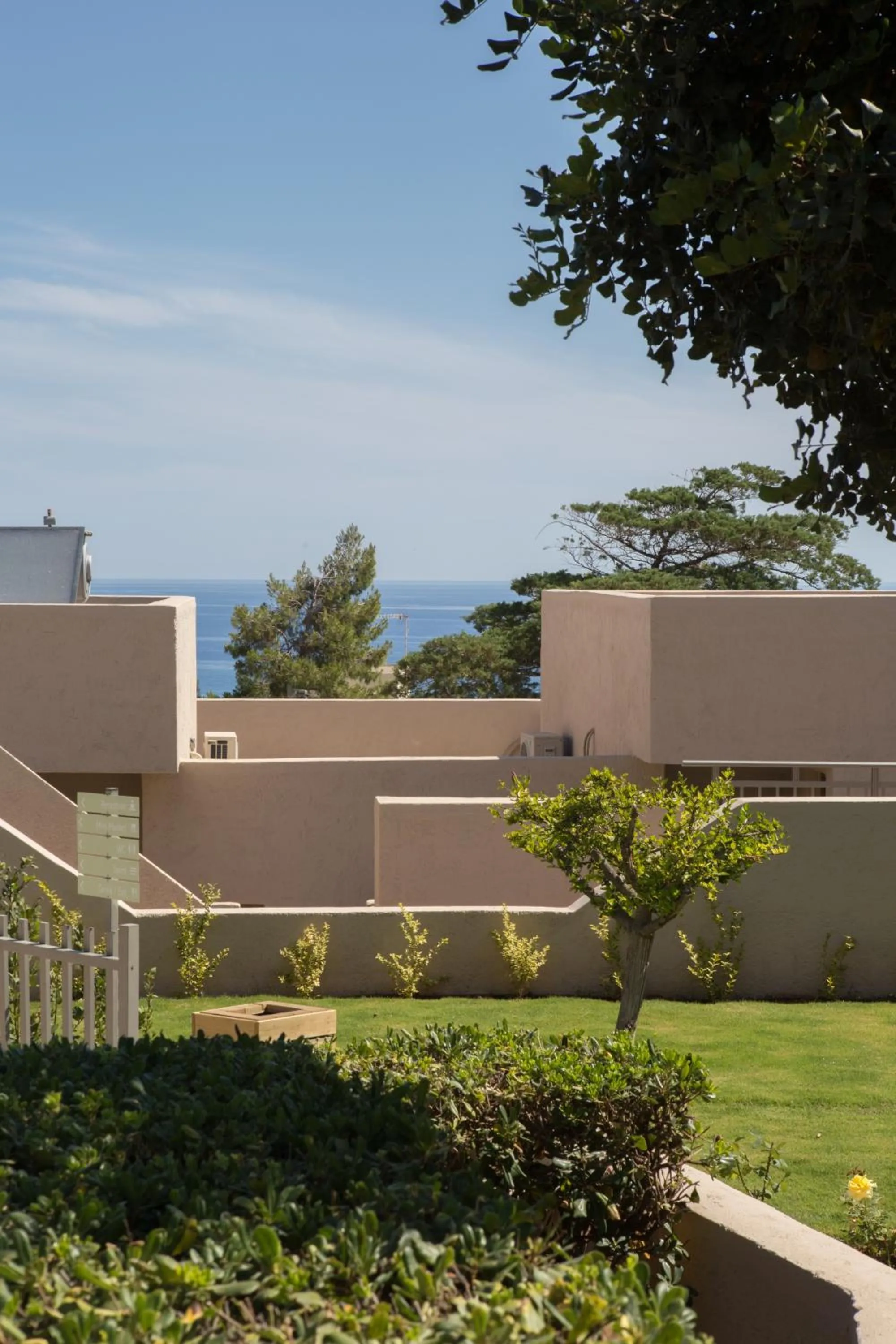 Garden in Sundance Apartments & Suites