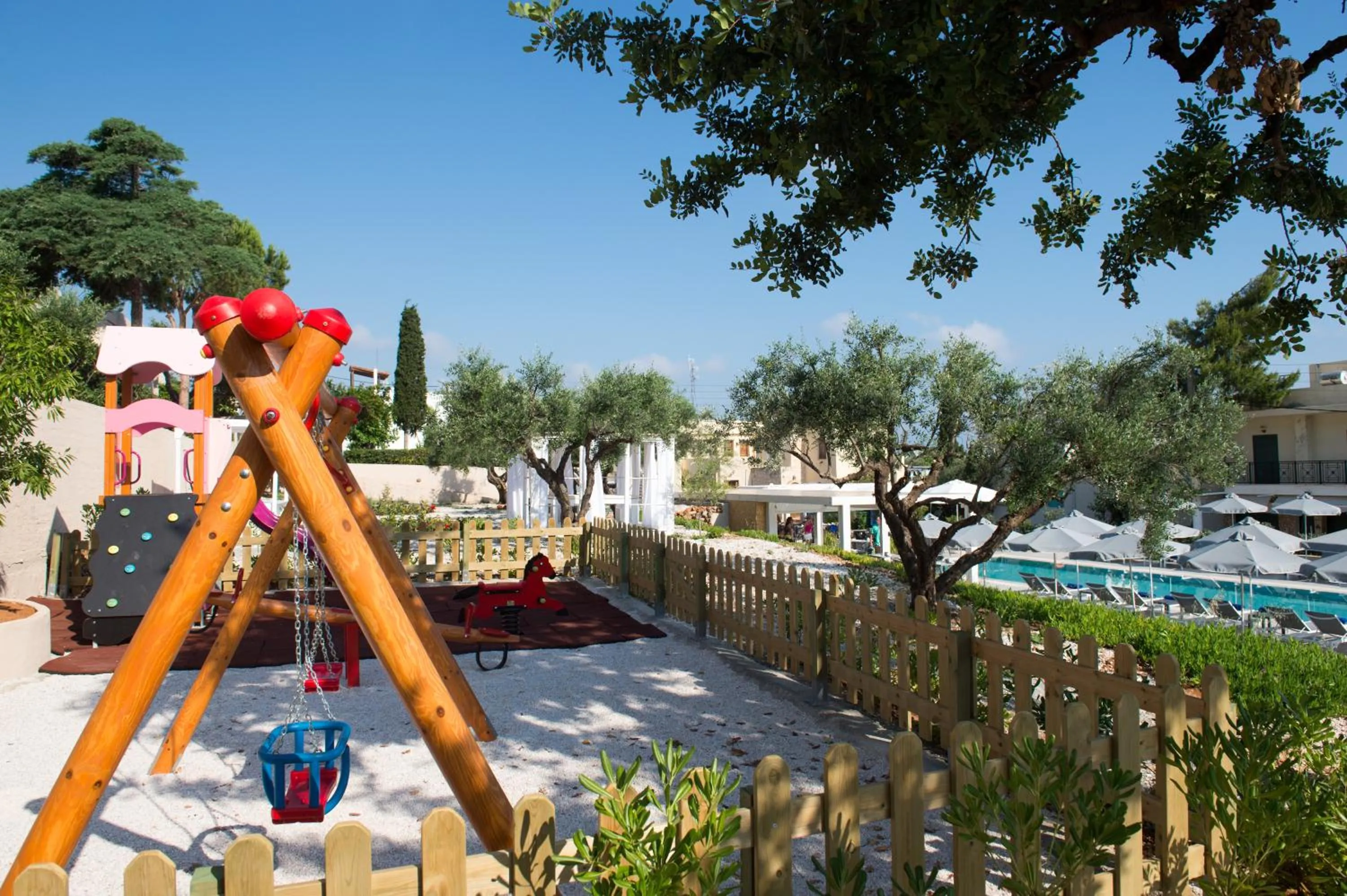 Children play ground in Sundance Apartments & Suites