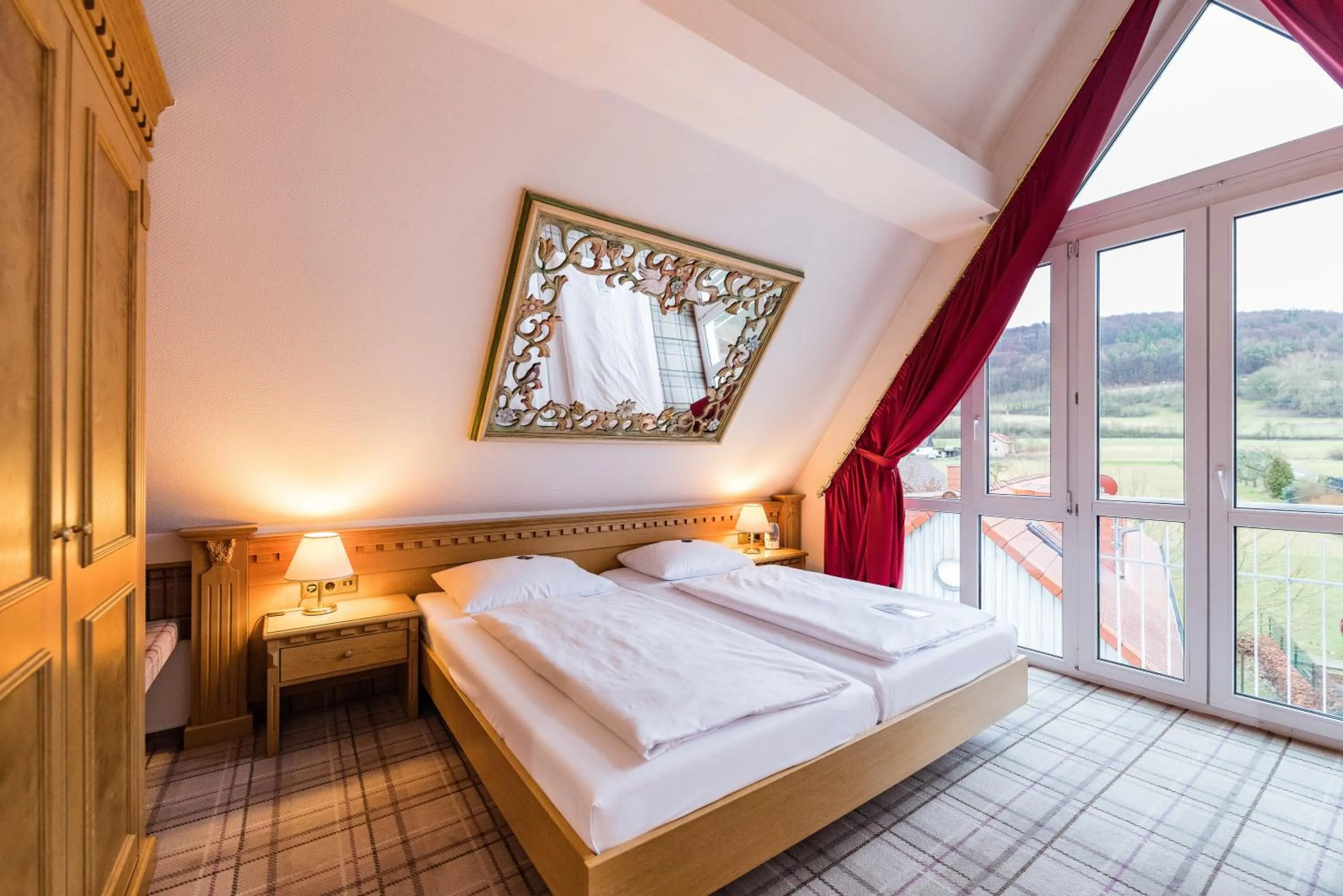 Bed in Göbels Hotel zum Löwen