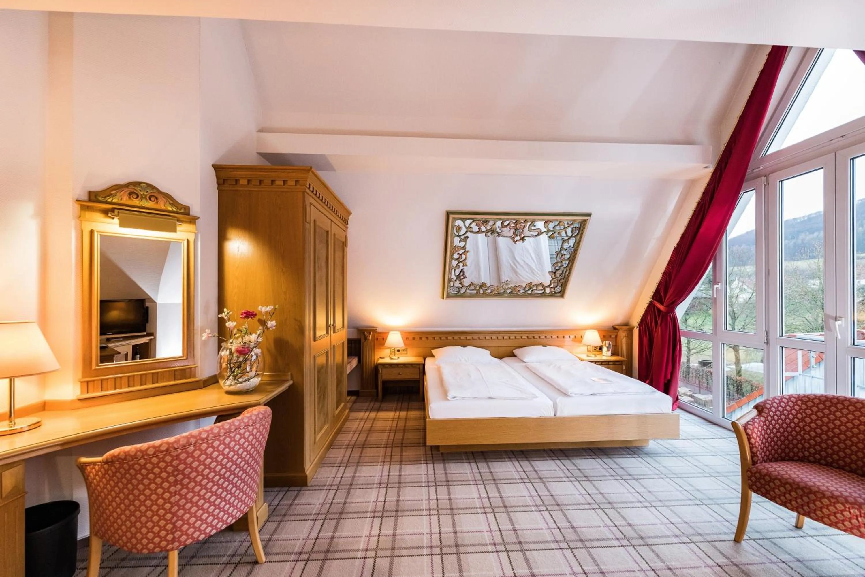 Bed in Göbels Hotel zum Löwen