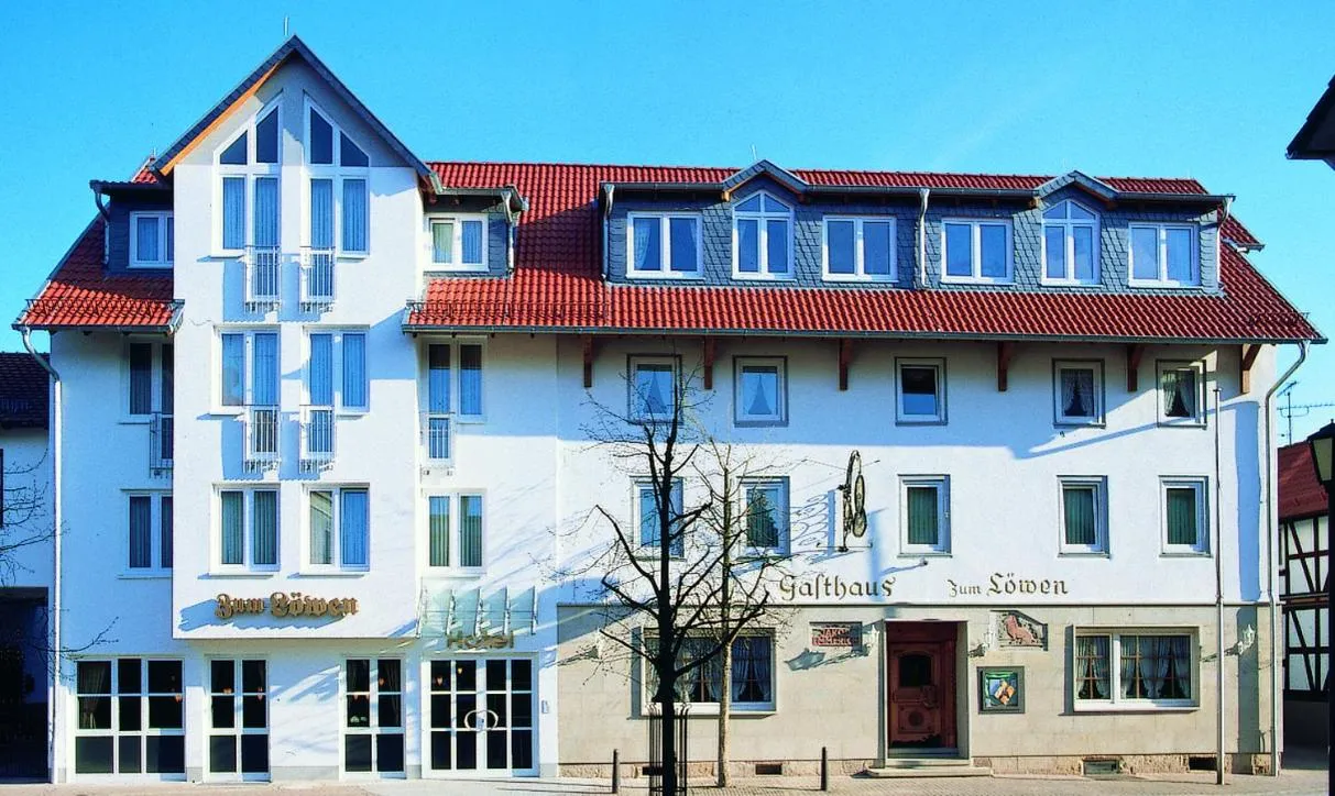Facade/entrance in Göbels Hotel zum Löwen