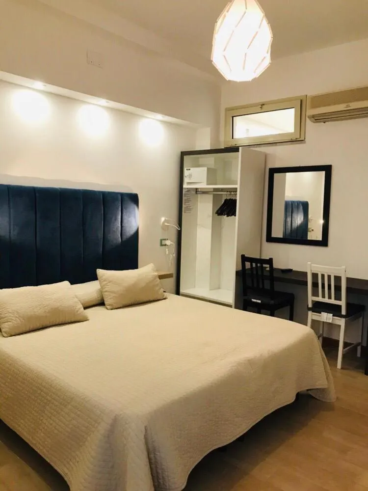Bedroom, Bed in IG-Tysandros Apartments