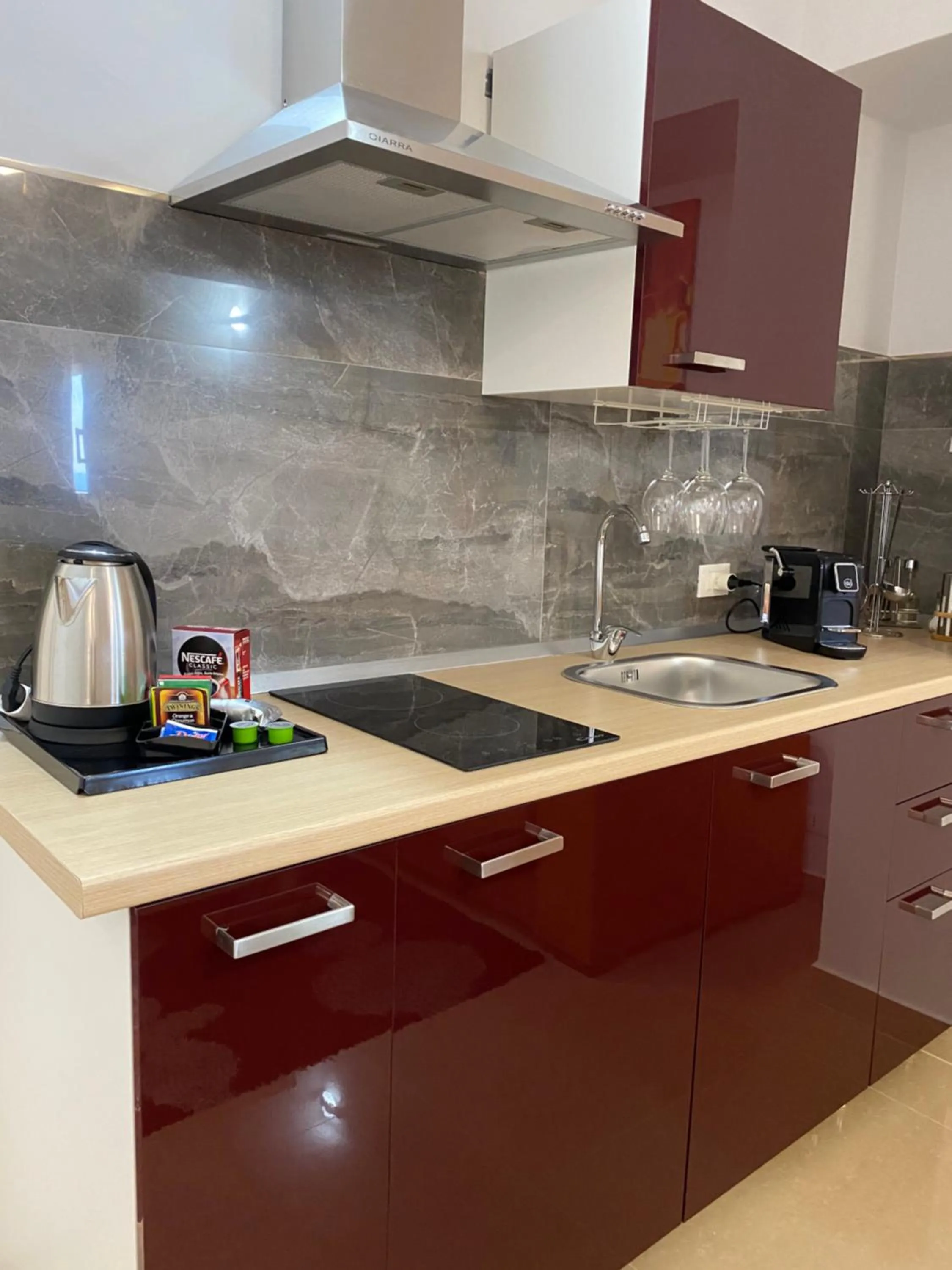 Kitchen or kitchenette in IG-Tysandros Apartments