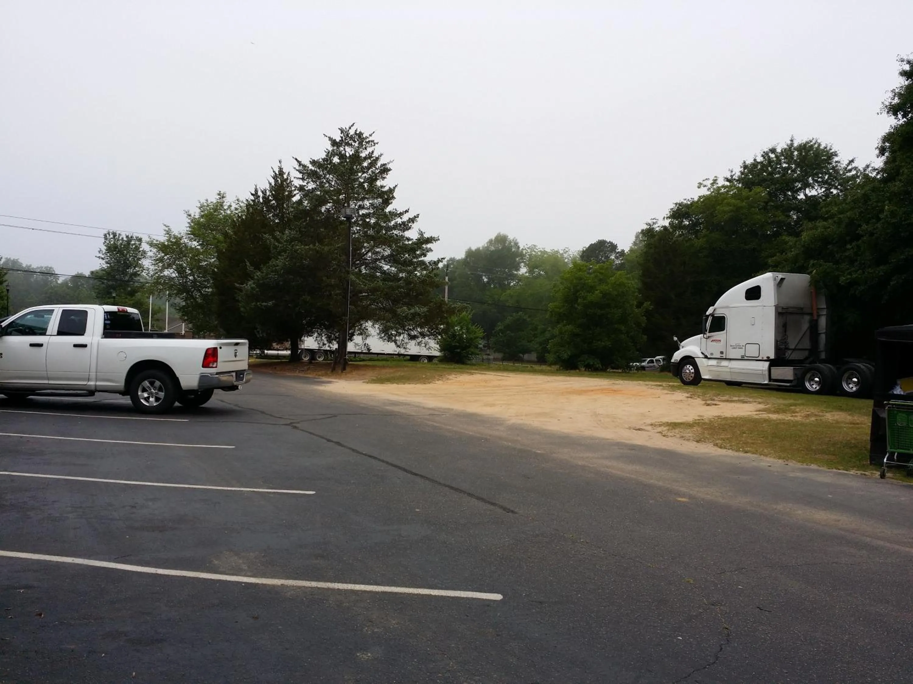 Area and facilities in Loyalty Inn Rockingham