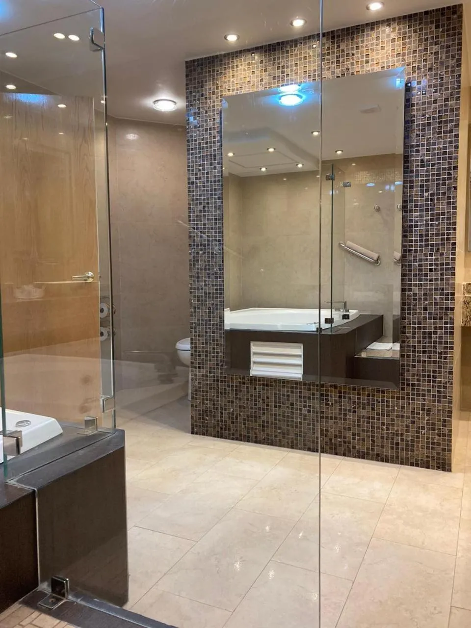 Bathroom in Hotel Mirage - Centro Histórico de Querétaro